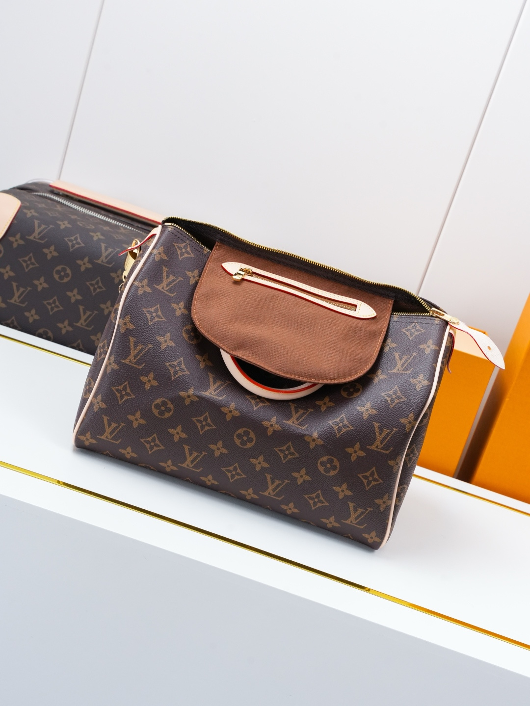 Louis Vuitton Speedy Bandouliere 30 Handbag in Damier Ebene Canvas - Image 6