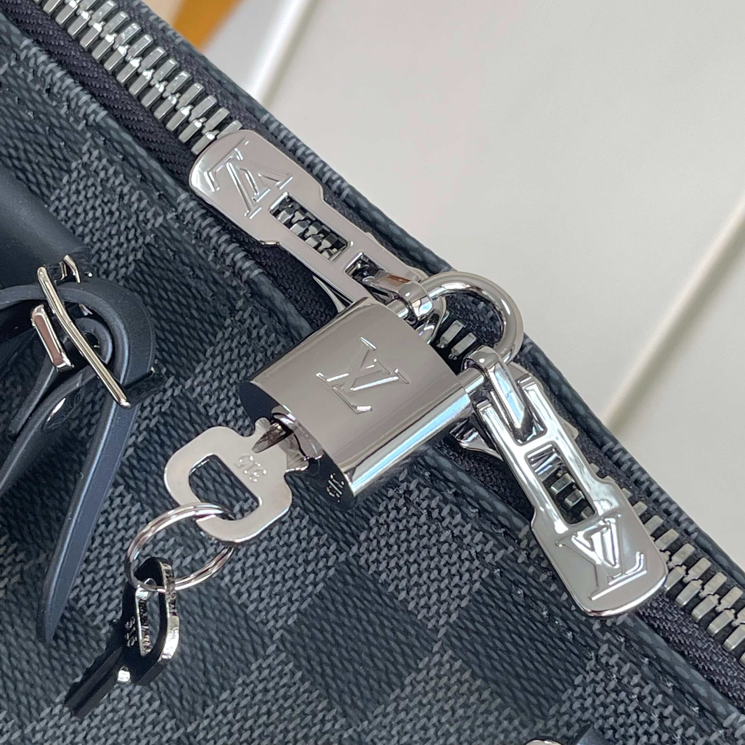 Louis Vuitton Keepall Bandouliere 45 Monogram Eclipse Travel Bag - Image 6