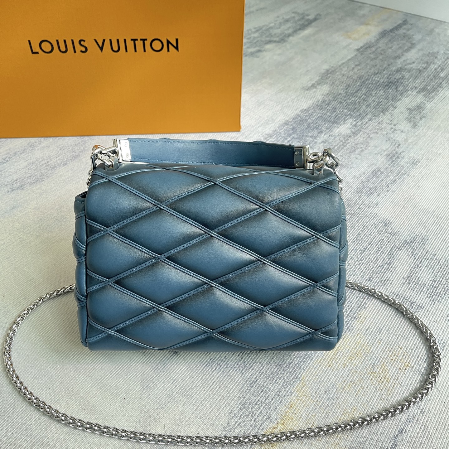 Louis Vuitton GO-14 Medium Handbag - Image 6