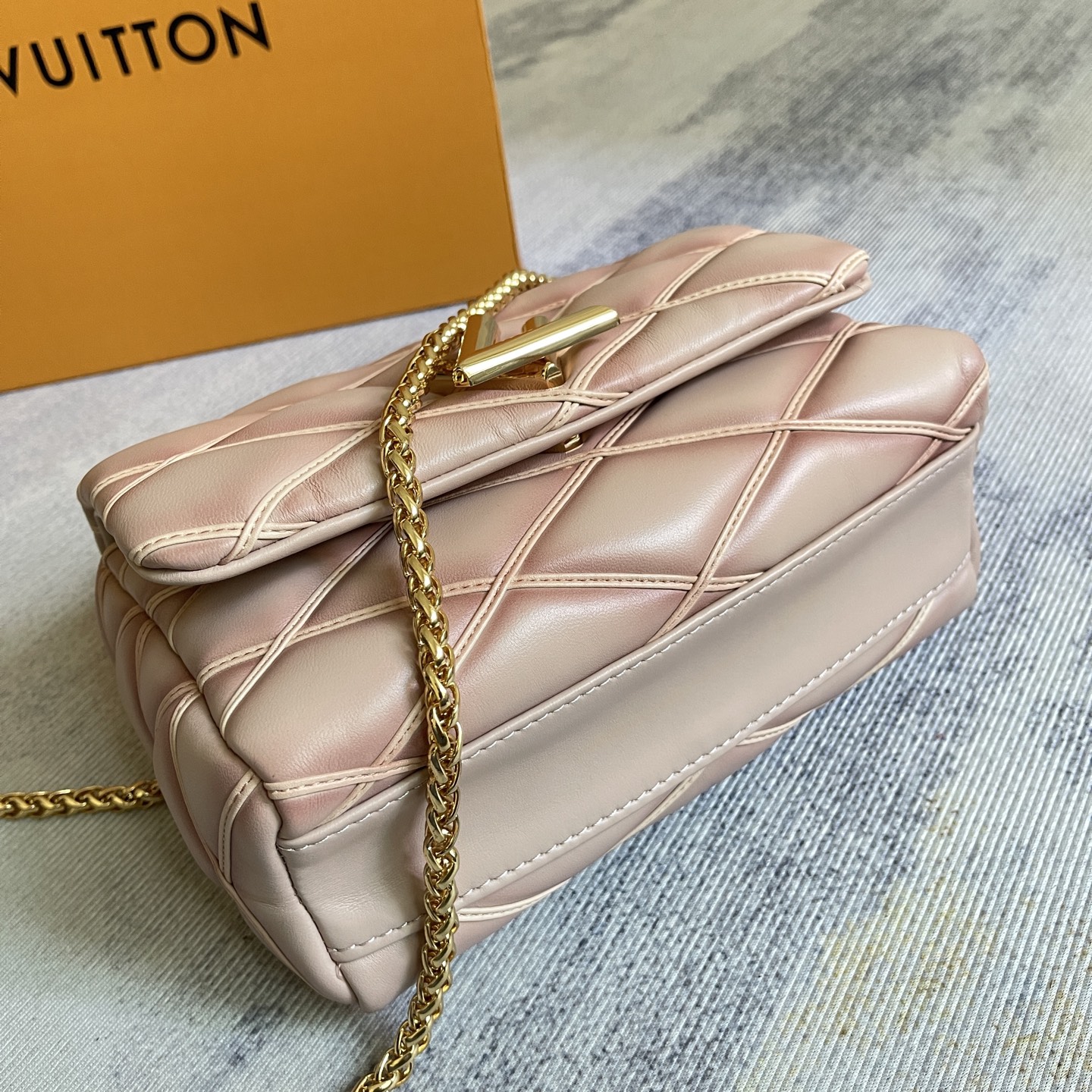 Louis Vuitton GO-14 Medium Handbag - Image 6