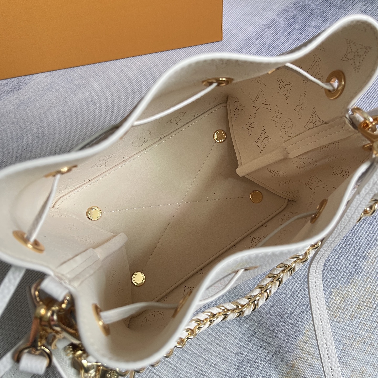 Bella Dream Series Handbag M15114 - Image 6