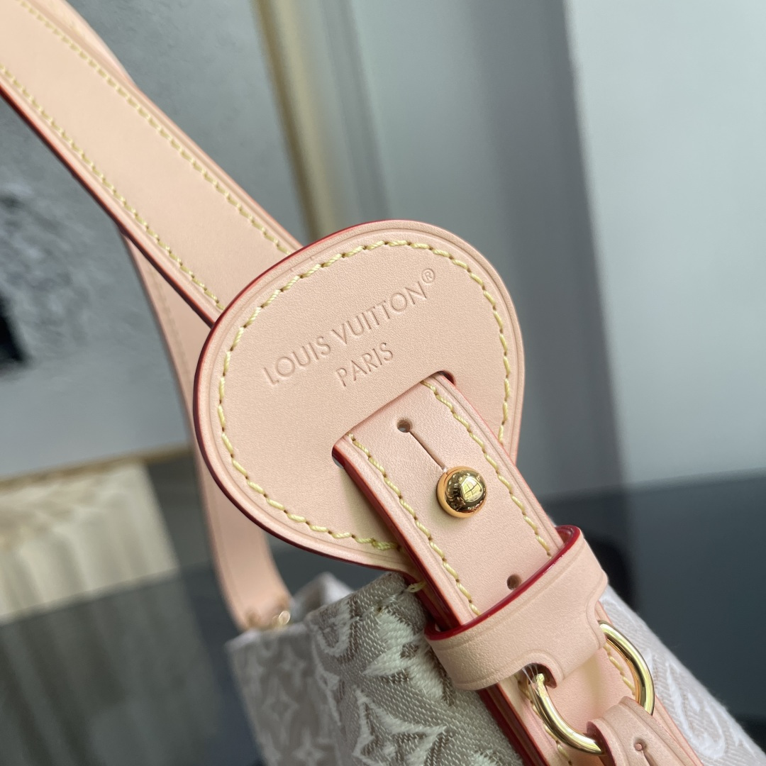 Louis Vuitton All In BB Jacquard Handbag - Image 6