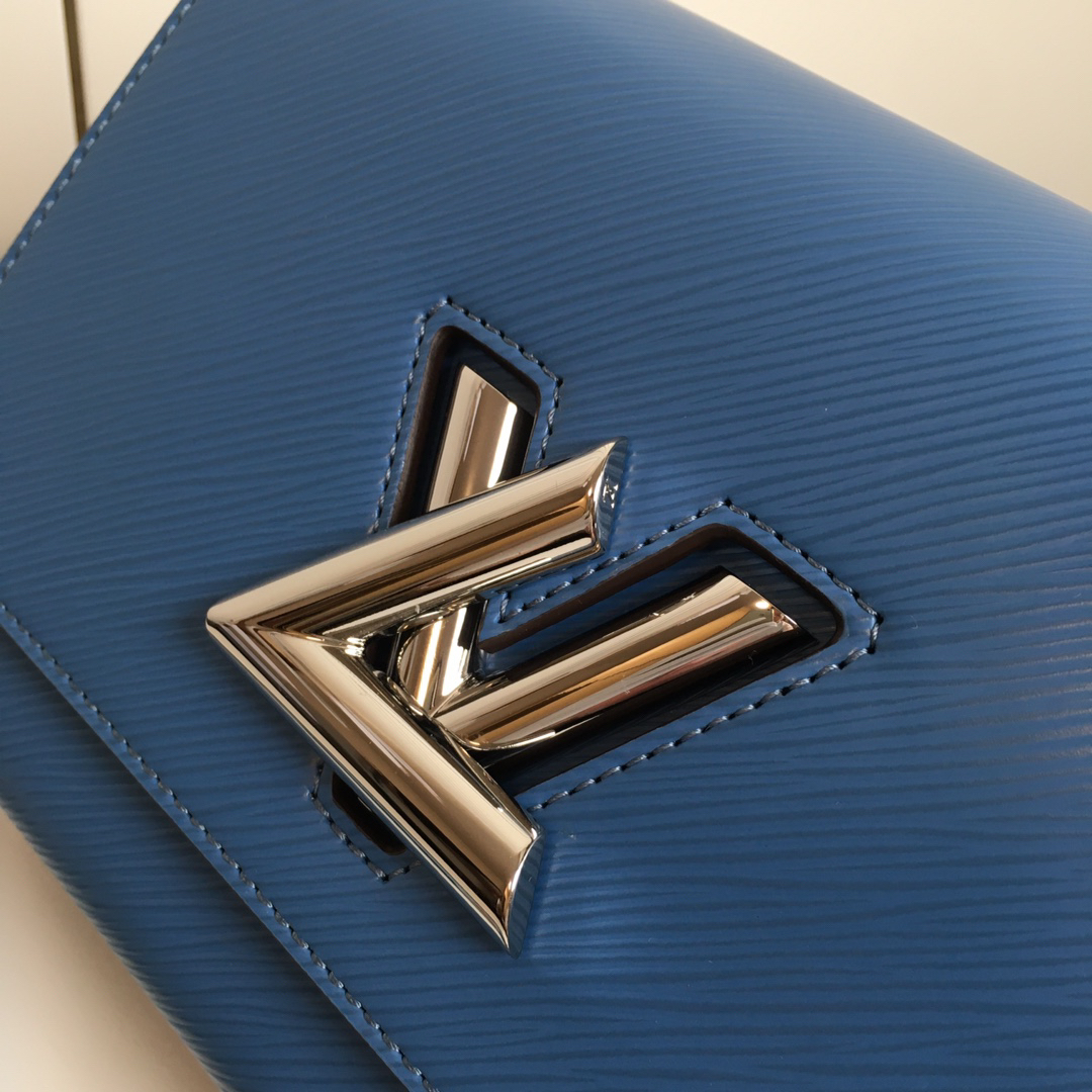 Louis Vuitton Twist Medium Shoulder Bag in Lake Blue Epi Leather - Image 6