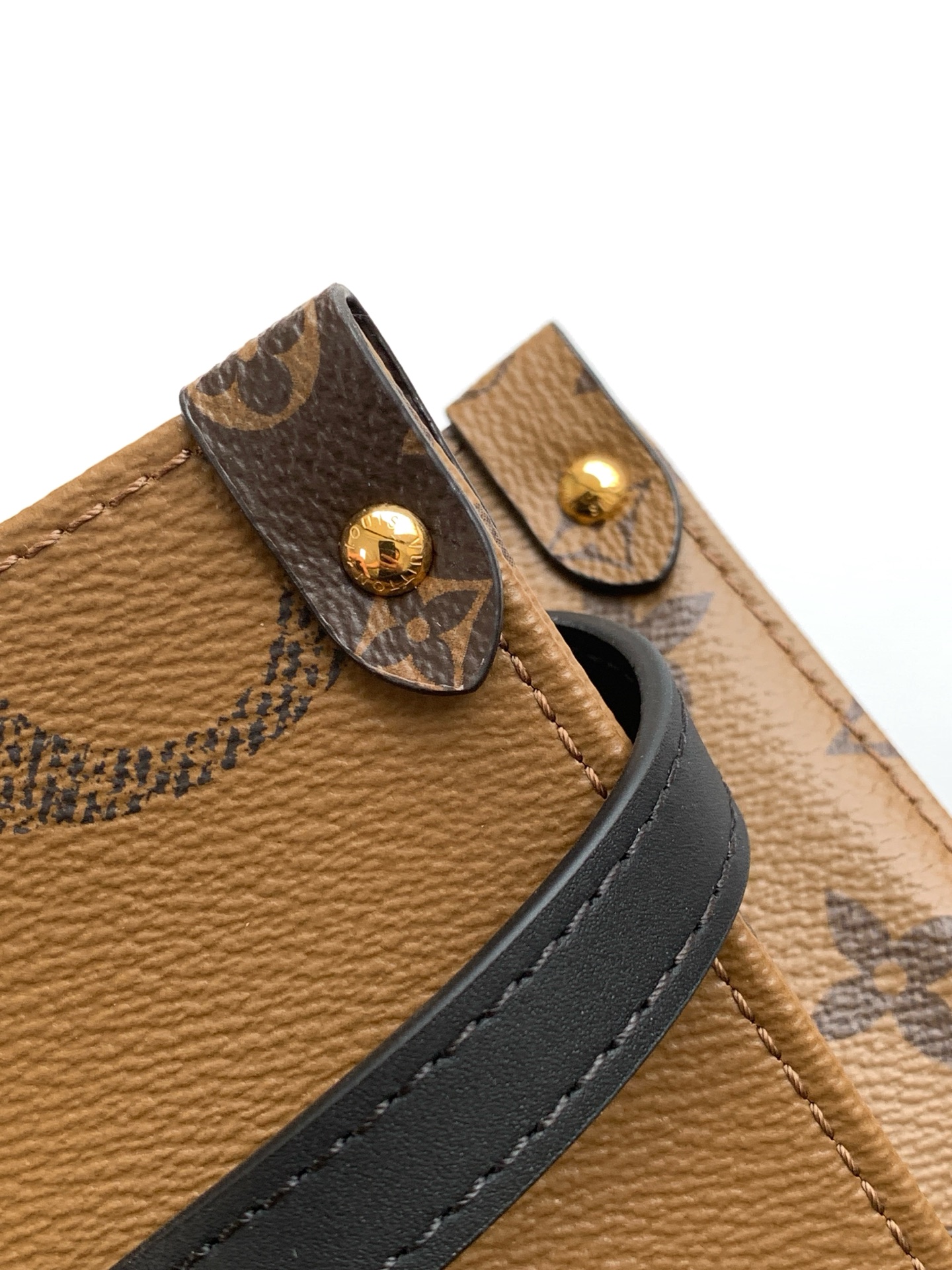 Louis Vuitton Onthego MM Tote Bag M45321 - Image 6