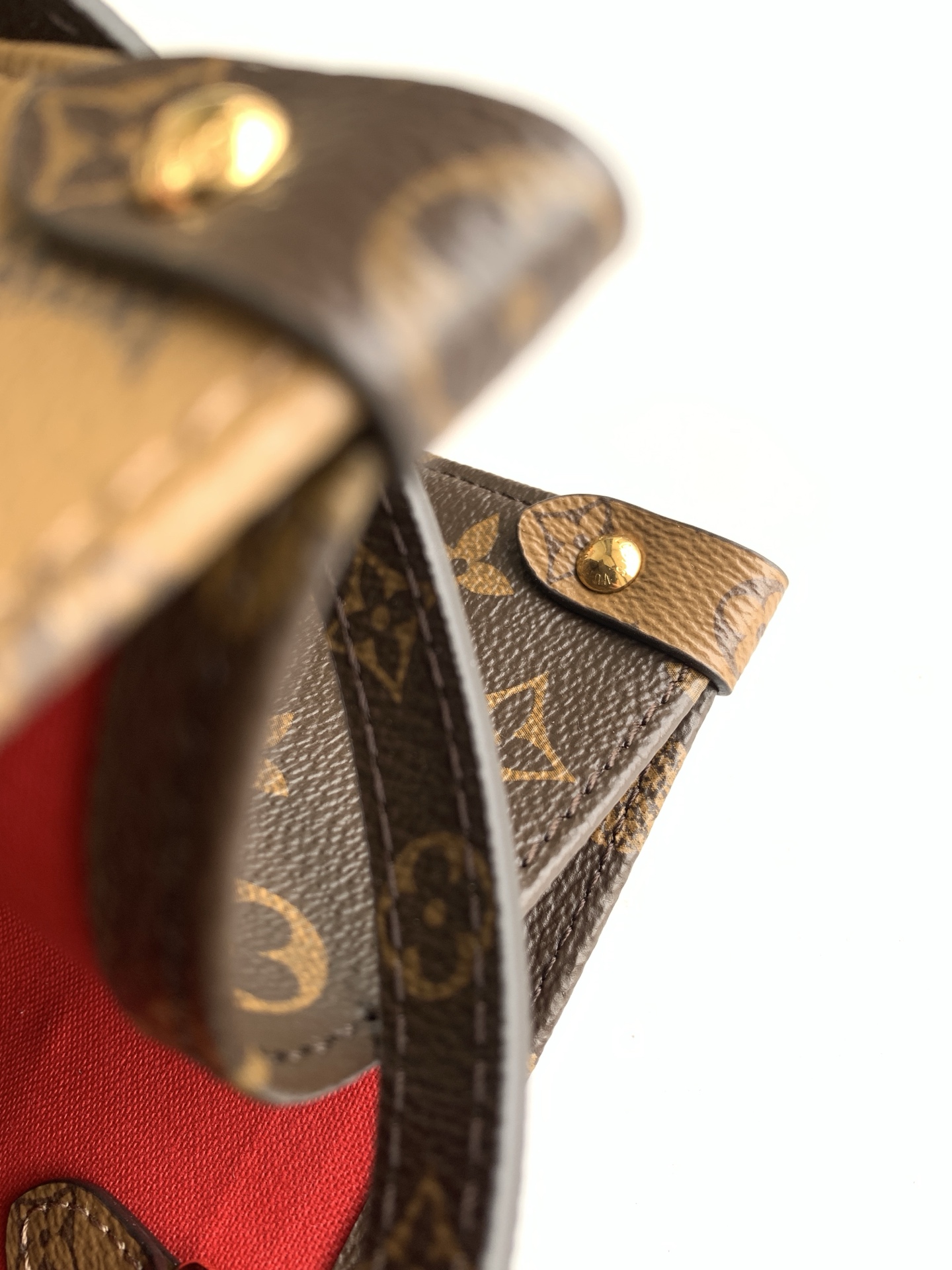 Louis Vuitton Onthego MM Handbag - Image 6
