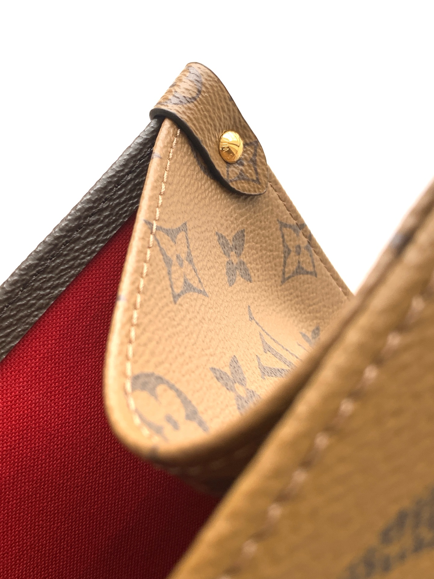 Louis Vuitton Onthego GM Monogram Giant Canvas Tote Bag - Image 6