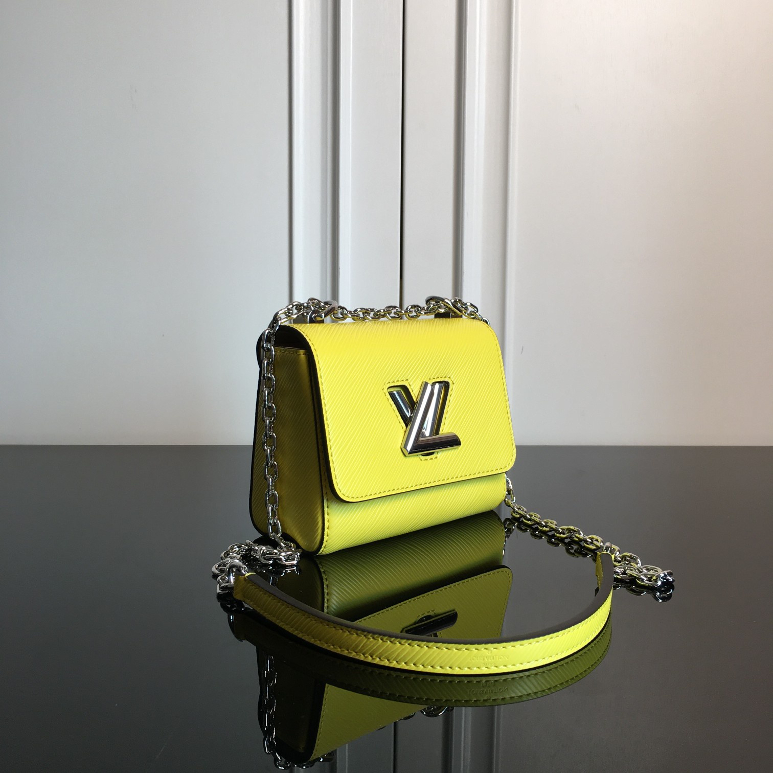 Louis Vuitton Twist Mini Shoulder Bag in Yellow Epi Leather - Image 6