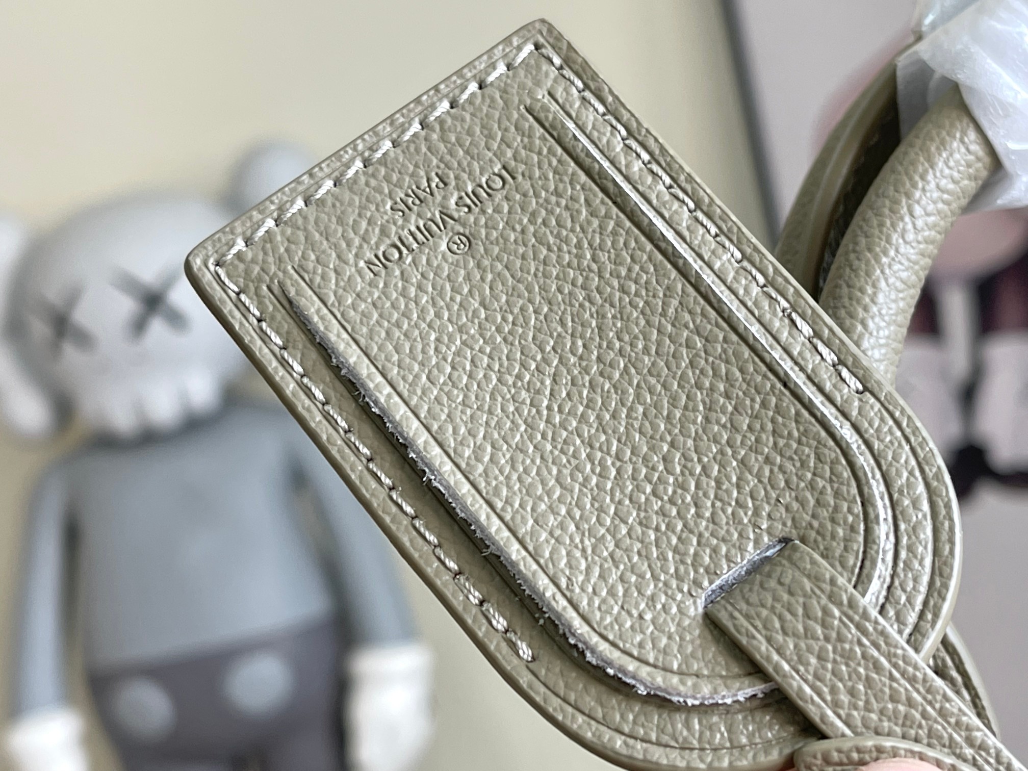 Louis Vuitton Keepall 45 Travel Bag - Image 6