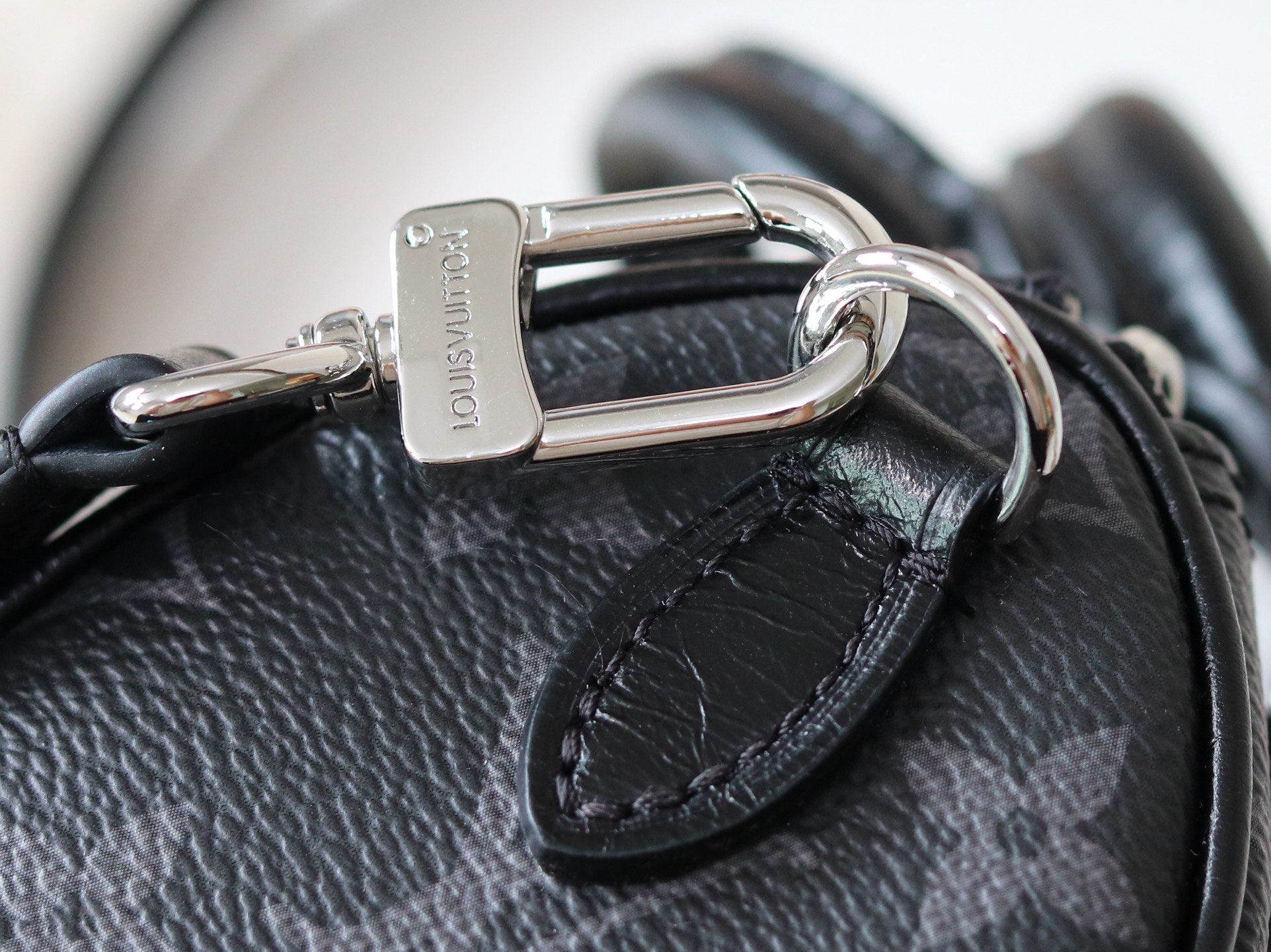 Louis Vuitton Nano Speedy M26573 Crossbody Bag - Image 6