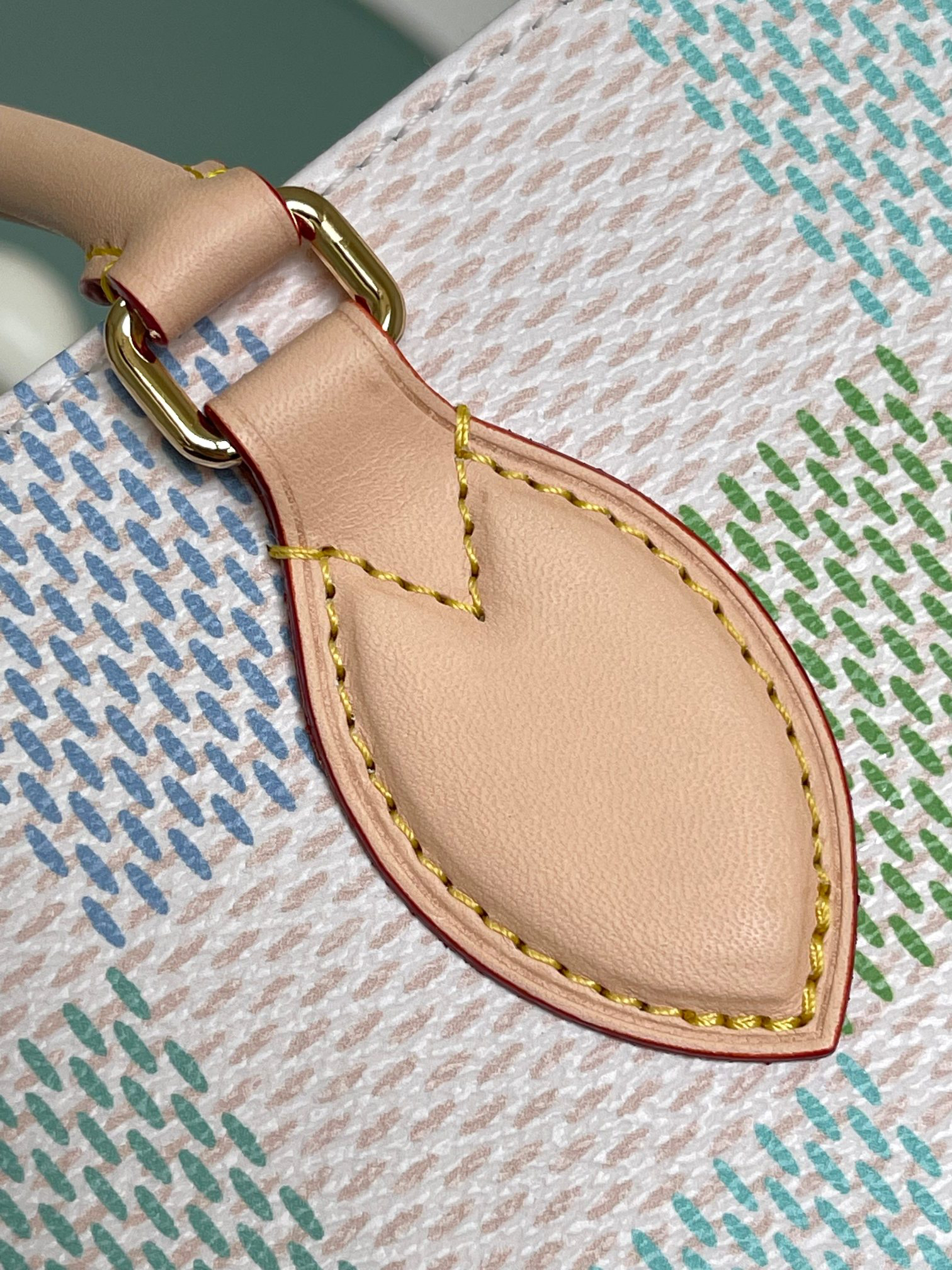 Louis Vuitton OnTheGo Medium Tote Bag in Monogram Checkerboard Canvas - Image 6