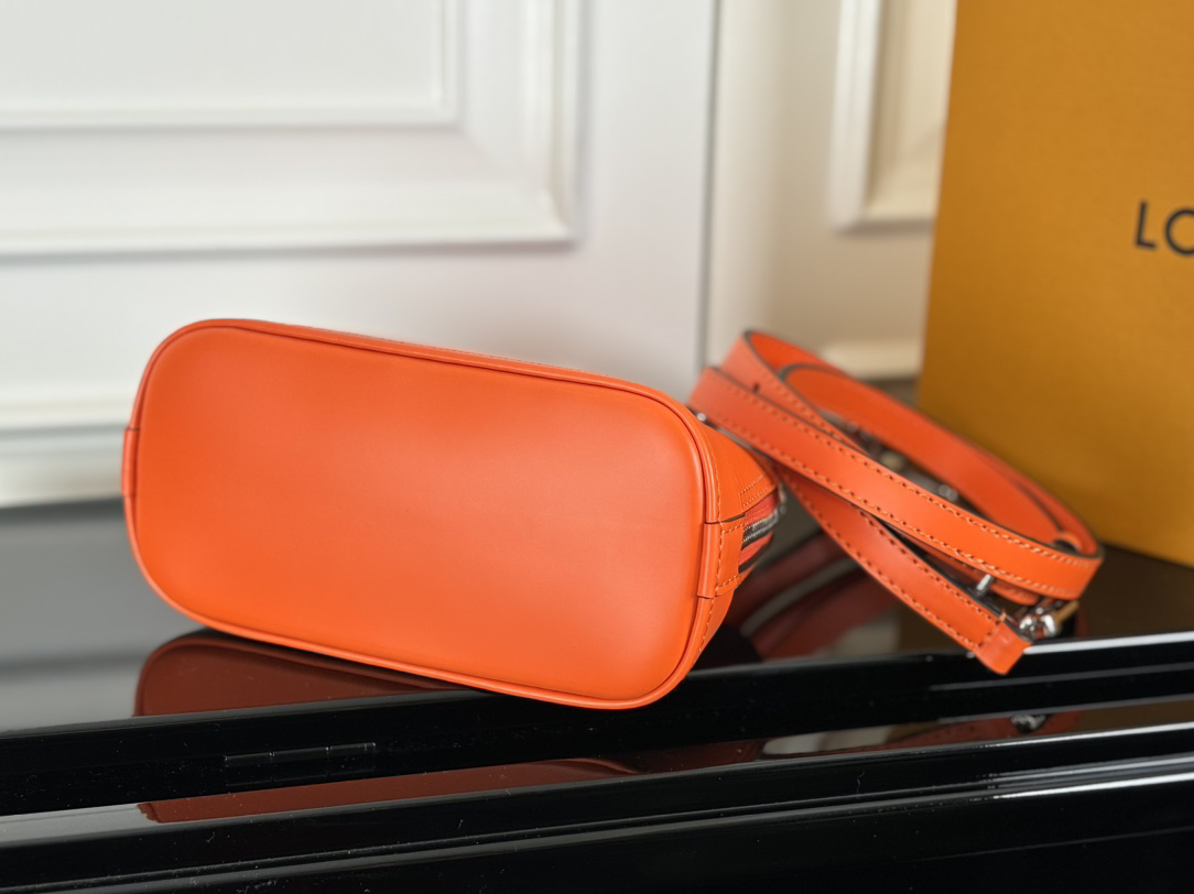 Louis Vuitton Nano Alma Bag in Orange Epi Leather - Image 6