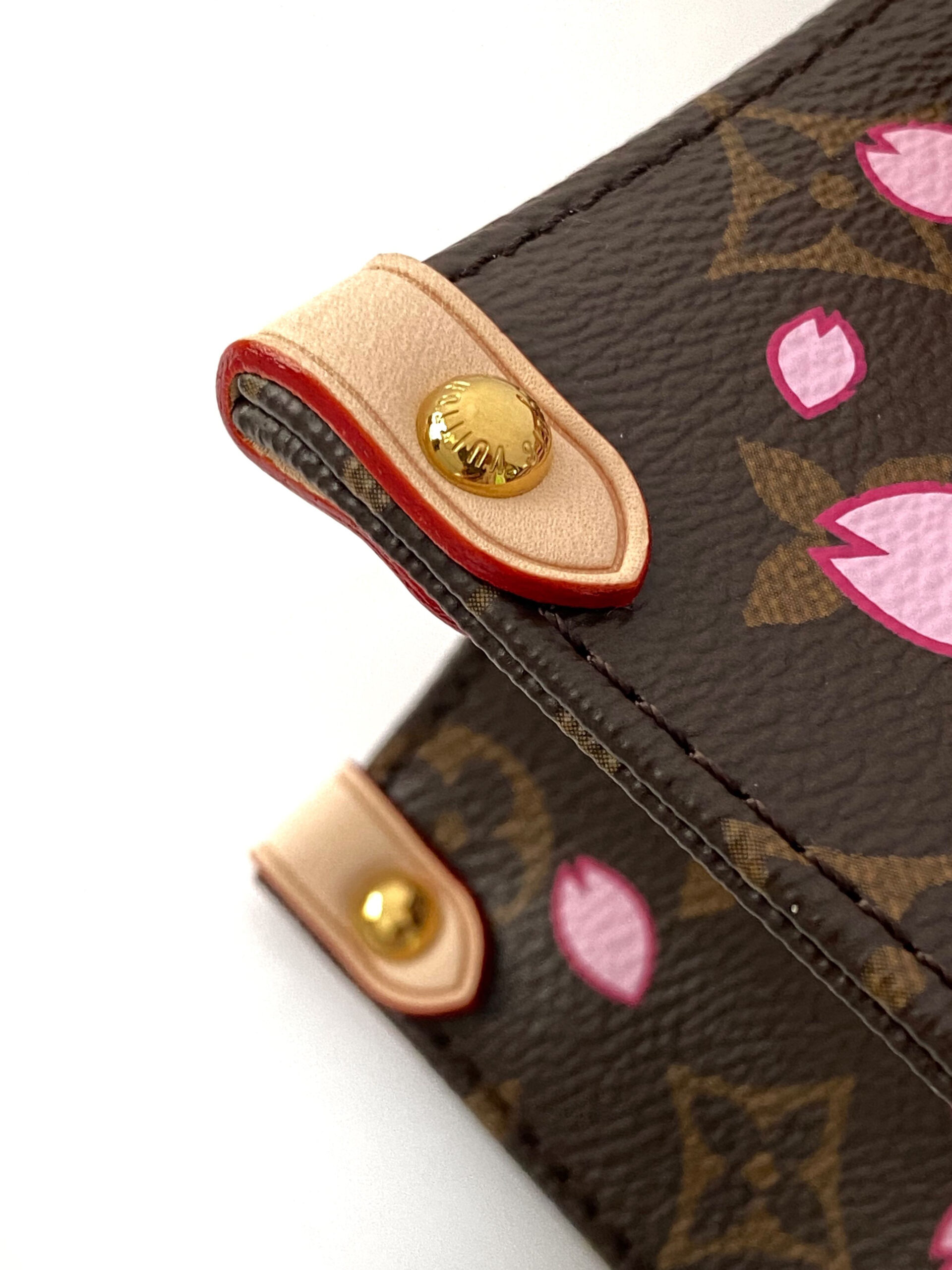 Louis Vuitton OnTheGo Small Shoulder Bag with Cherry Blossom Monogram, M13269 - Image 6
