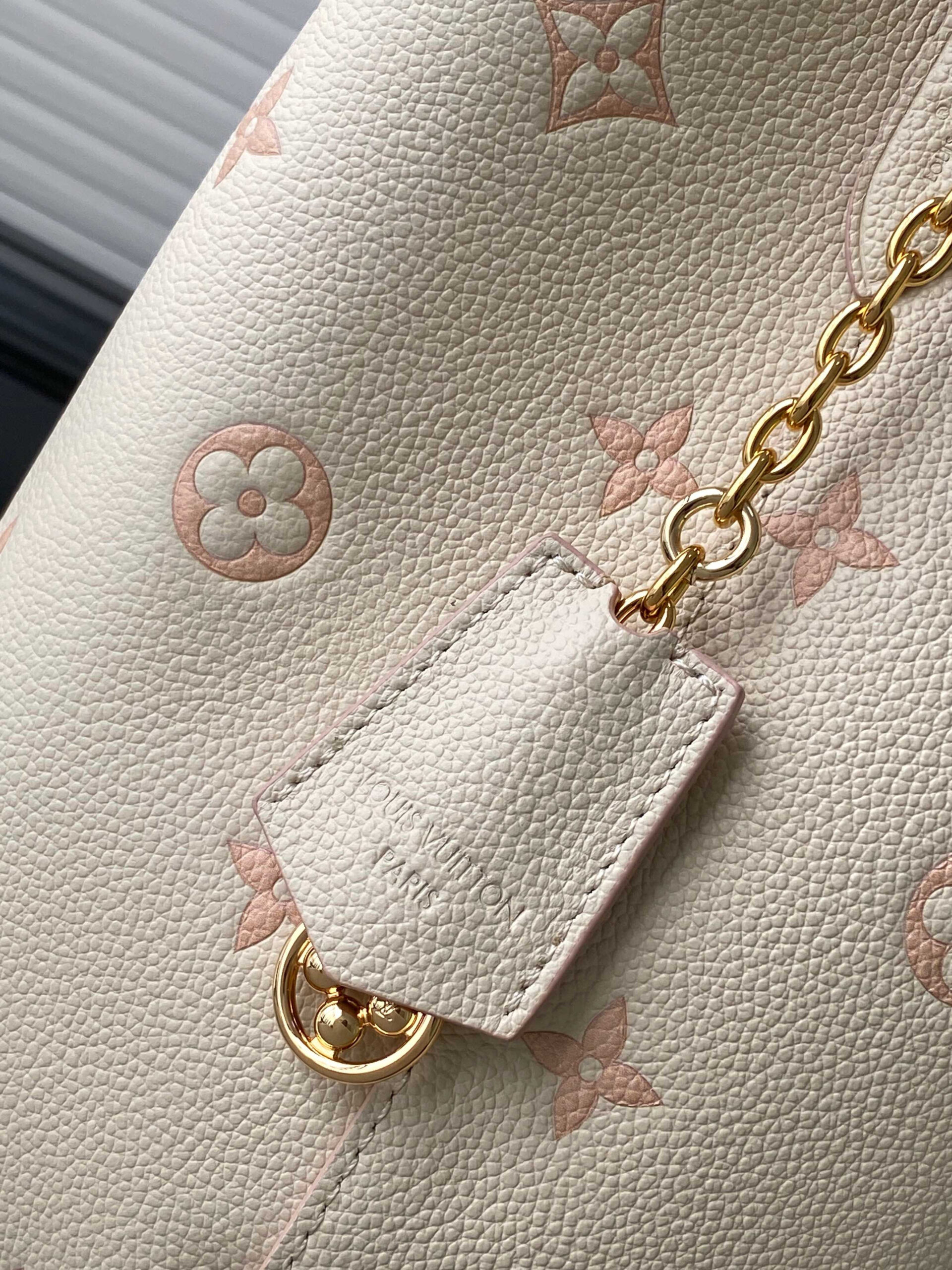 Louis Vuitton NéoNoé MM Handbag in Monogram Empreinte Leather - Image 6