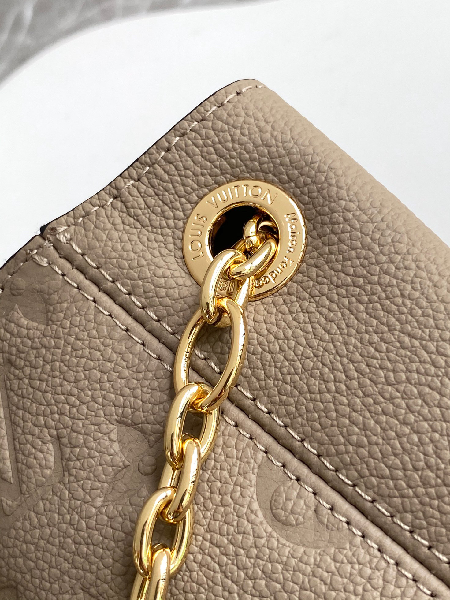 Louis Vuitton Anytime Medium Handbag in Monogram Empreinte Leather - Image 6