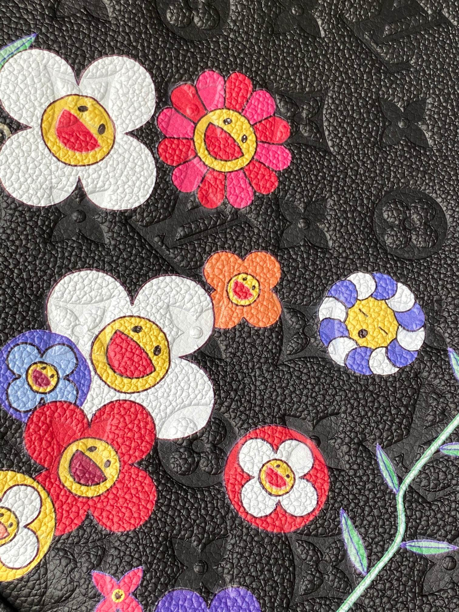 Louis Vuitton Neverfull Medium Shopping Tote - Image 6