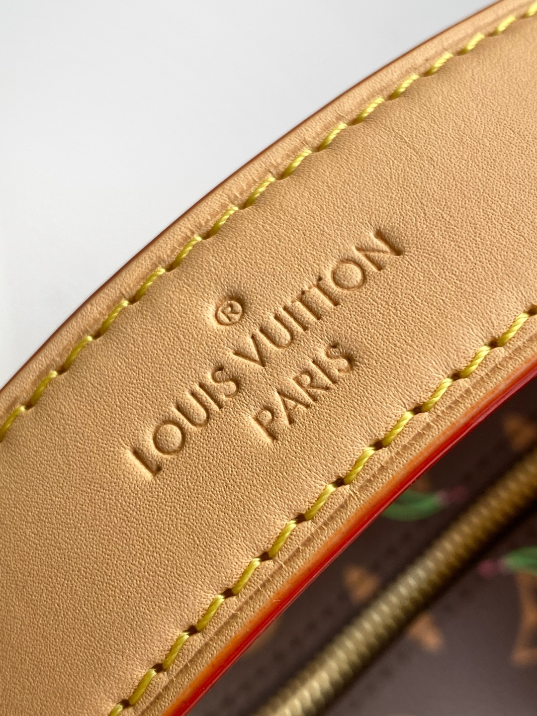 Louis Vuitton Side Trunk MM Handbag in Monogram - Image 6