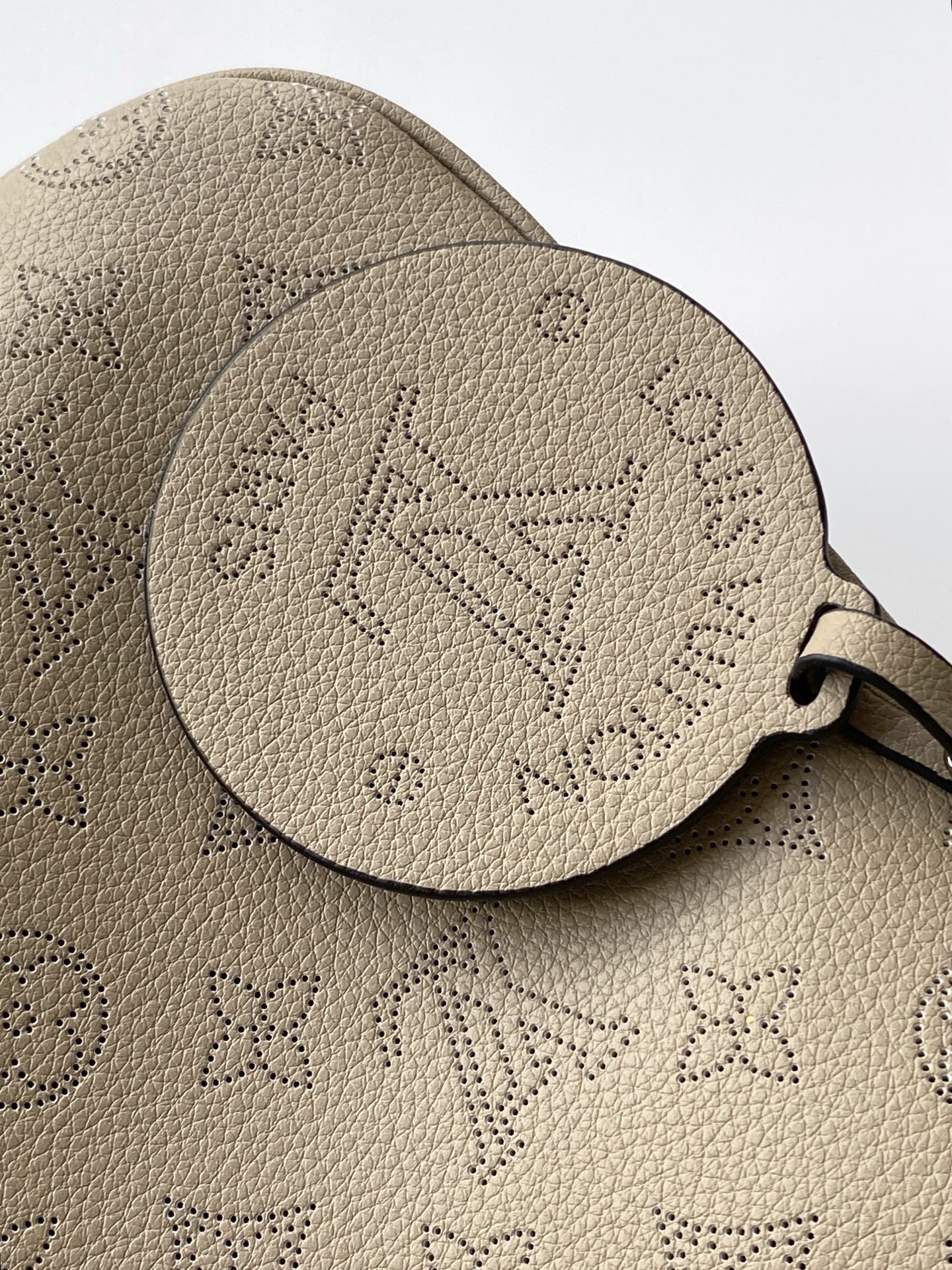 Louis Vuitton All Around Medium Handbag M14617/M14618 - Image 6