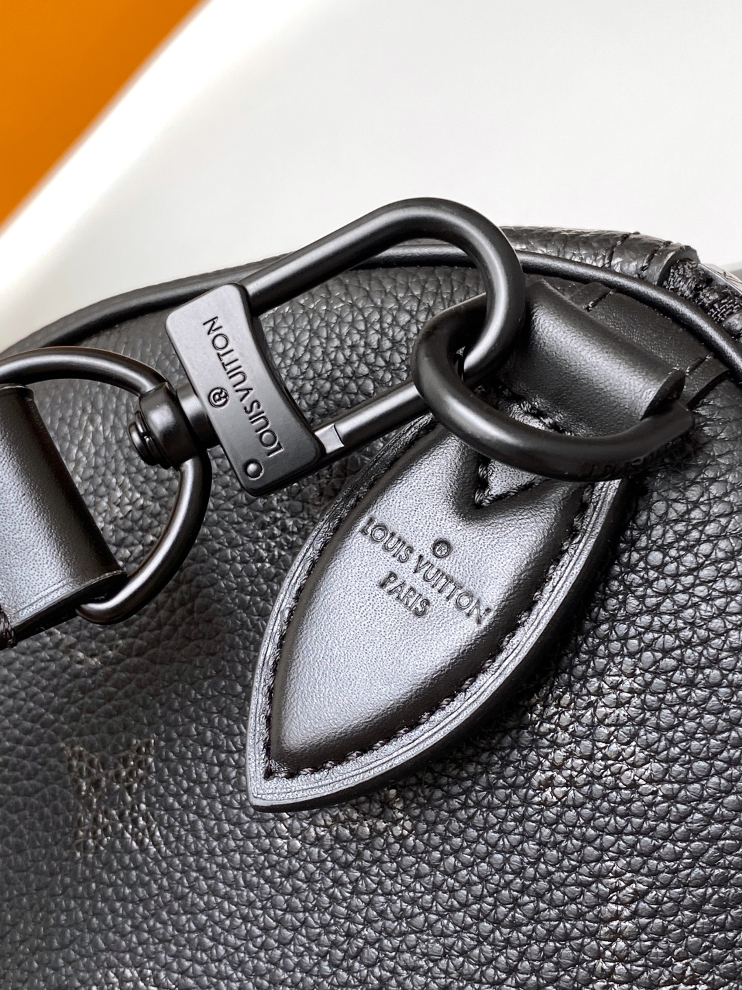 Louis Vuitton Speedy P9 Bandoulière 30 Monogram Leather Shoulder Bag - Image 6