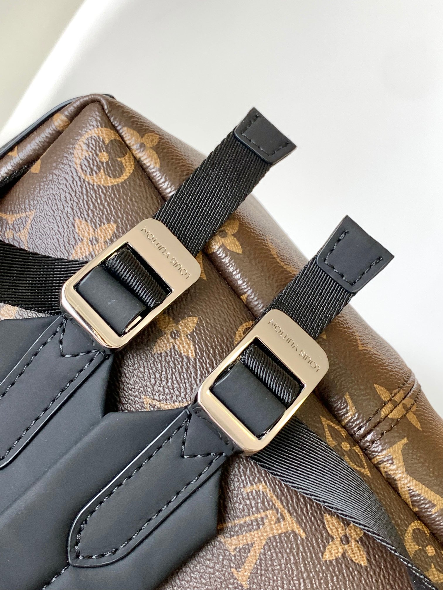 Louis Vuitton Discovery Small Backpack in Damier Graphite Canvas - Image 6