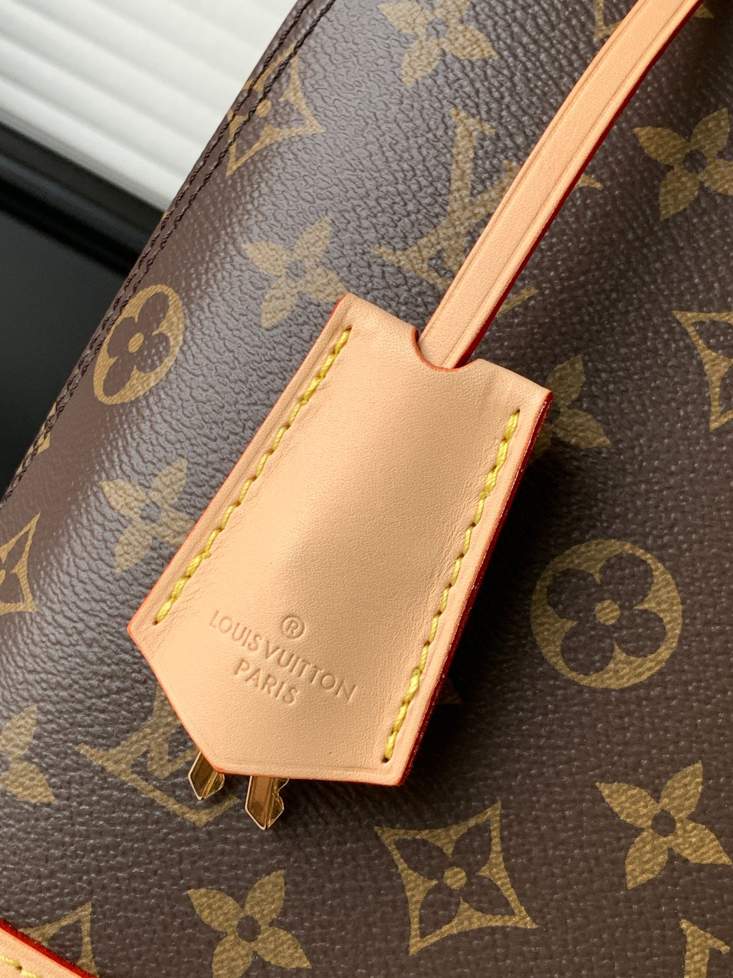 Louis Vuitton Alma Monogram Shoulder Bag M47132 - Image 6
