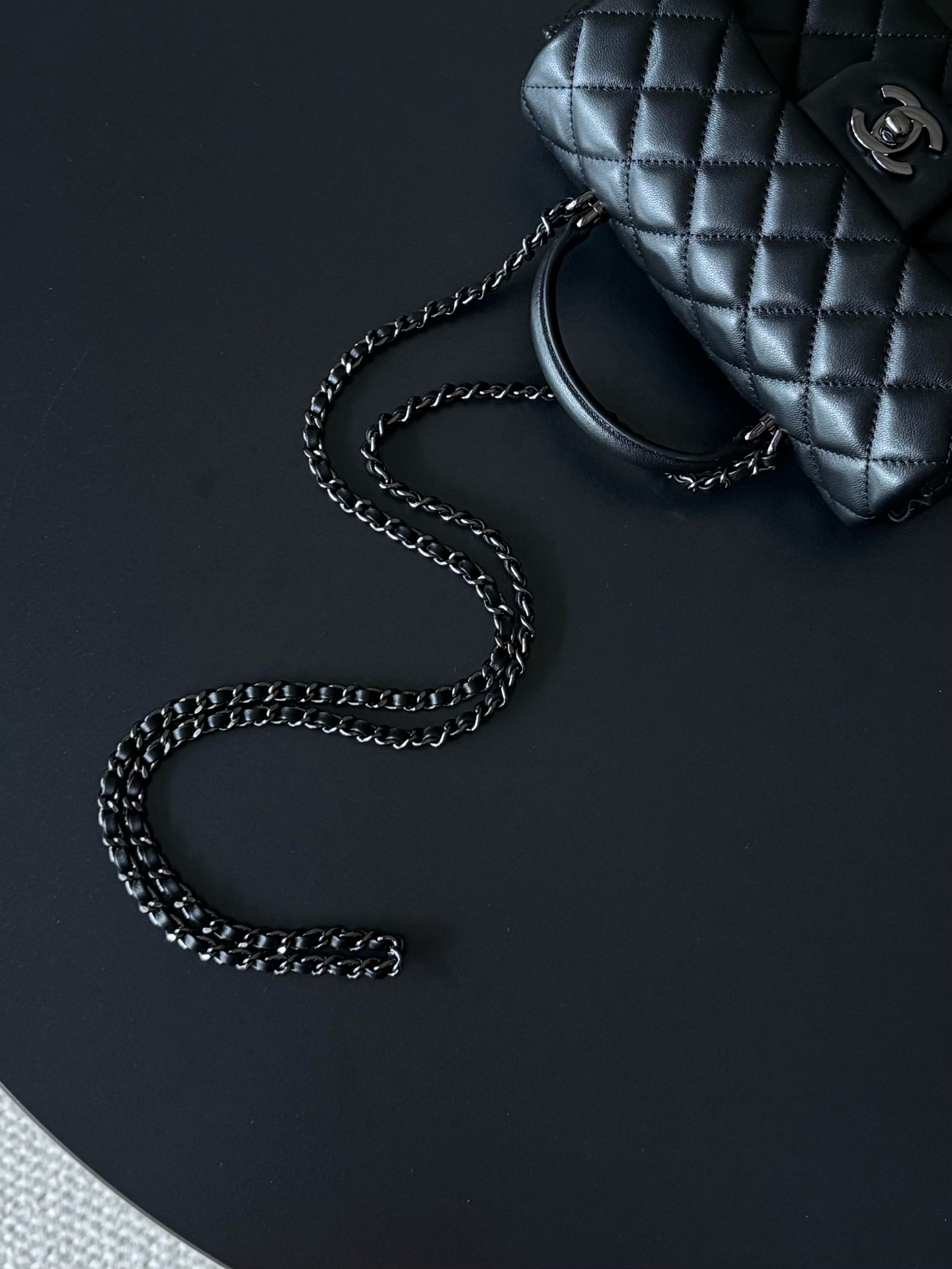 Chanel 21K Mini Classic Flap Bag with Handle AS2431 - Image 6