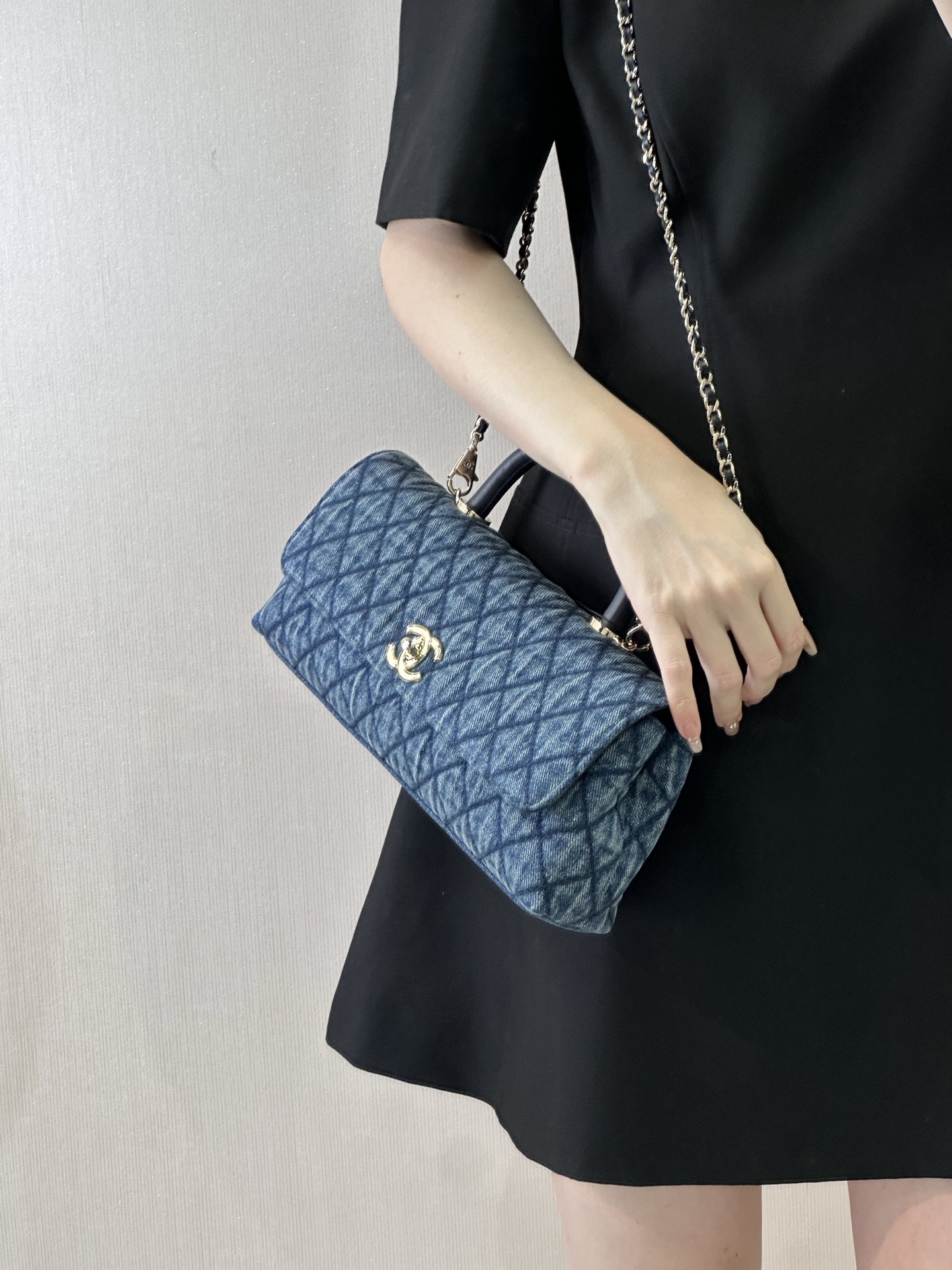 Chanel Coco Handle Denim Handbag - Image 6