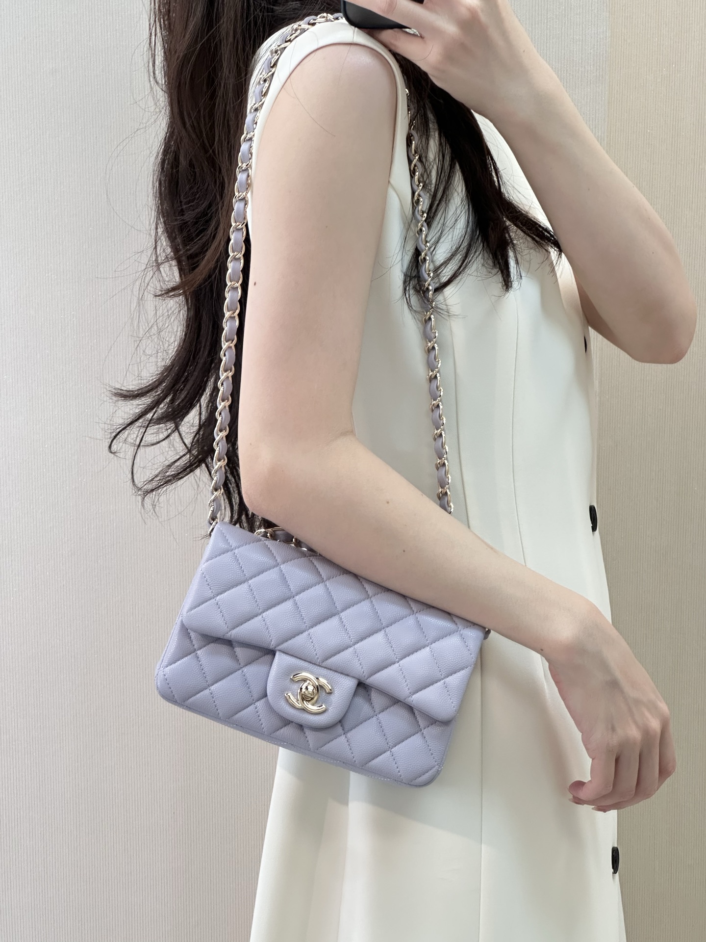 Chanel Mini Lambskin Crossbody Bag in Light Purple - Image 6