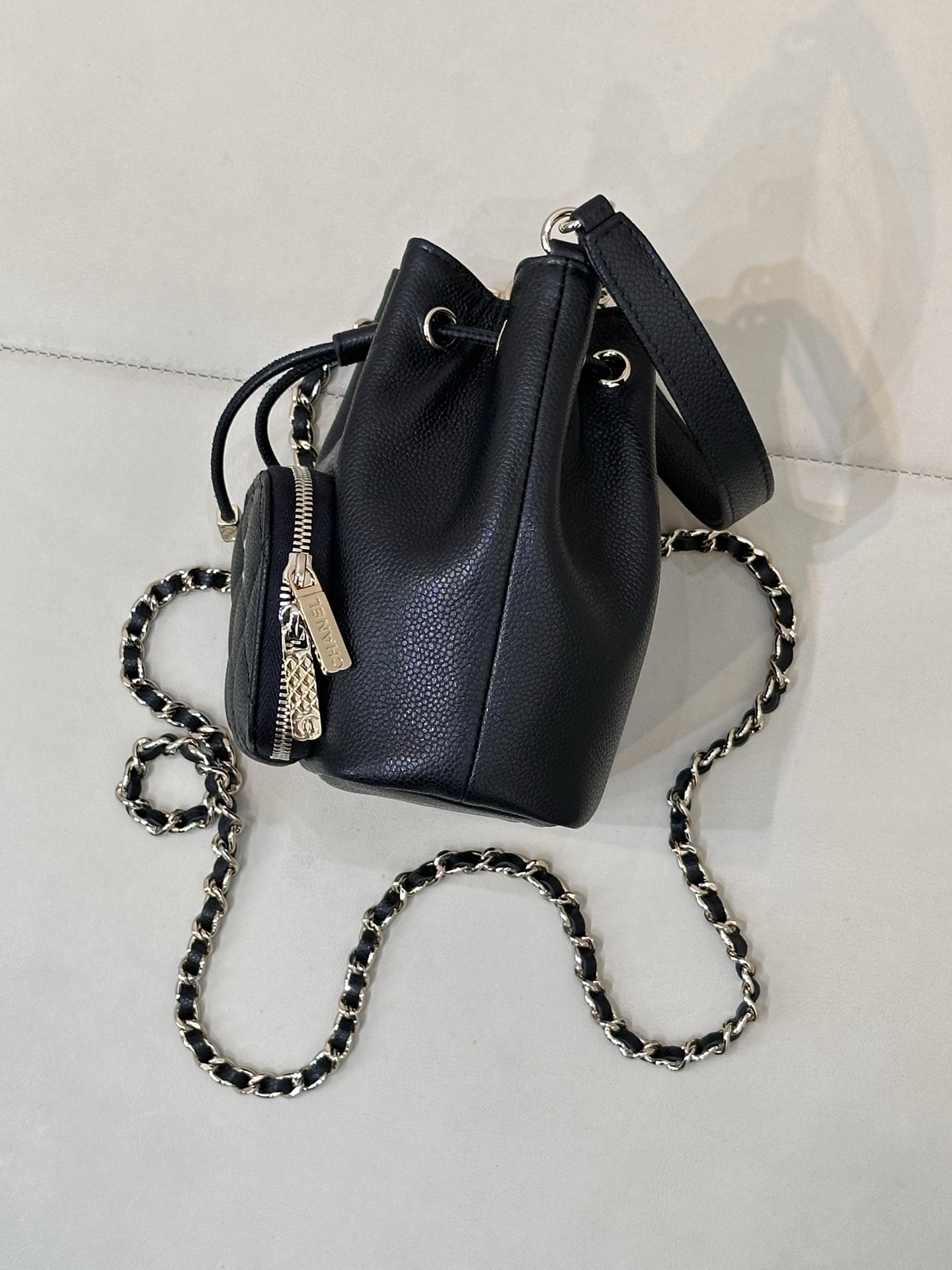 Chanel 25B Mini Chain Drawstring Bucket Bag - Image 6