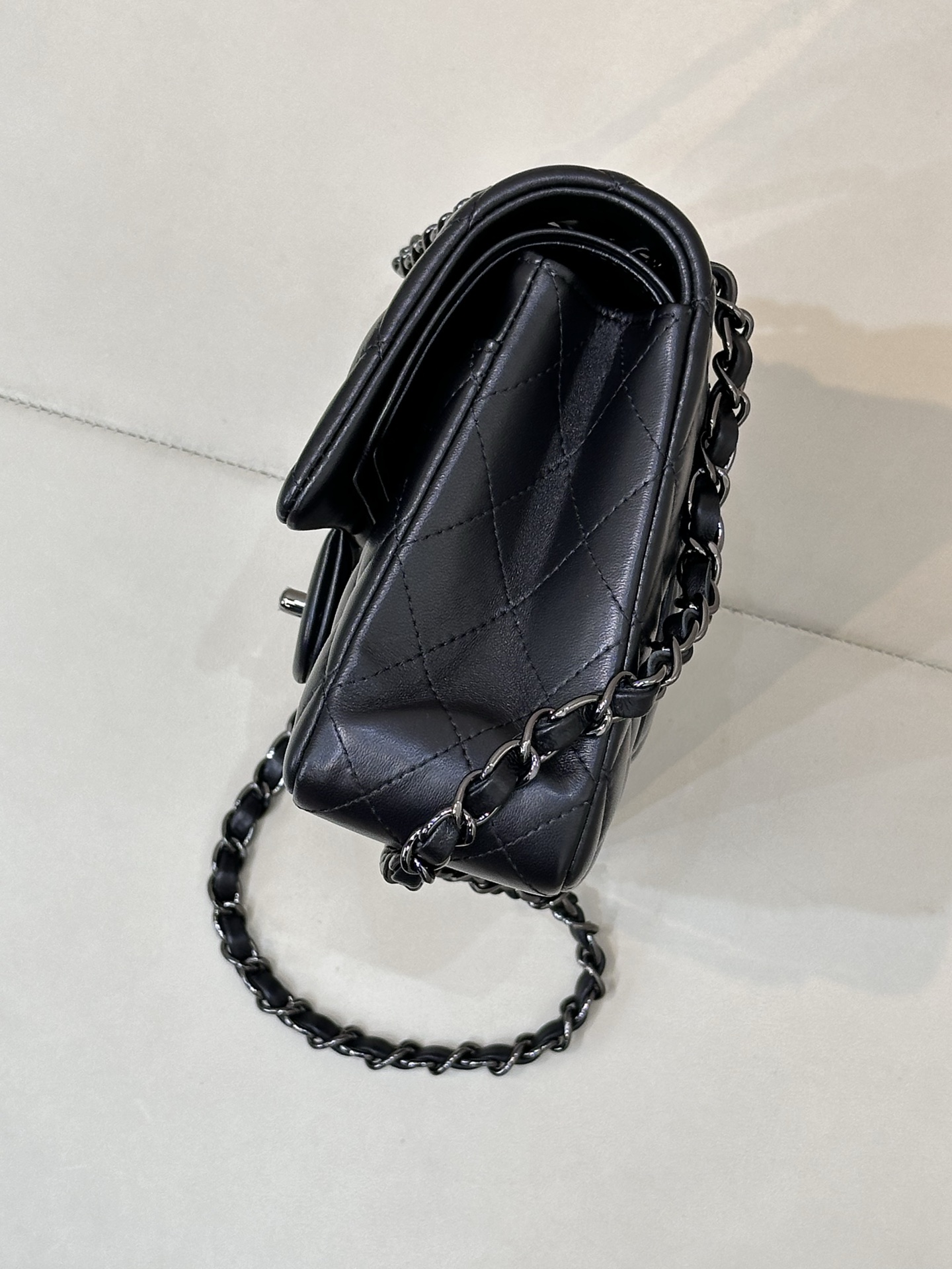 Chanel Classic Flap Style Crossbody Bag - Image 6