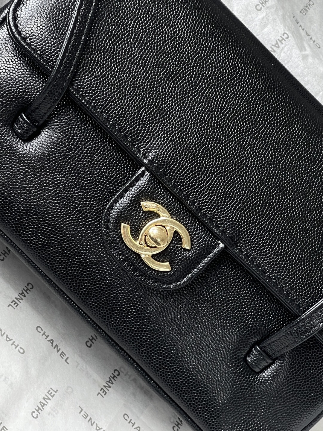 Chanel 26C Small Flap Shoulder Bag AS6130 - Image 6