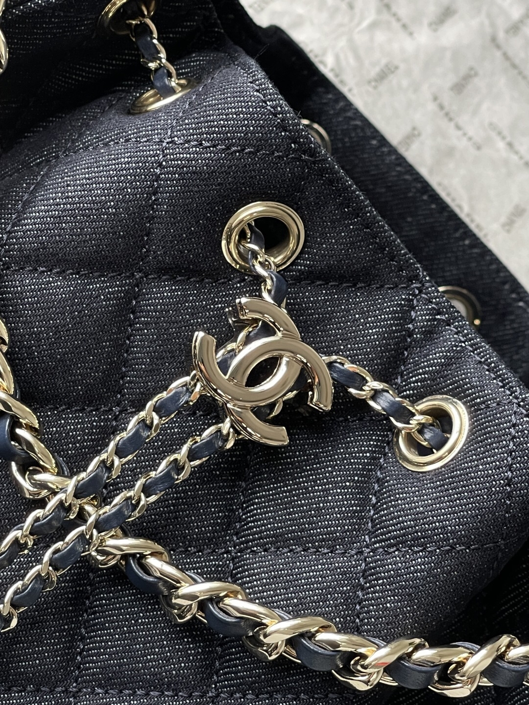 Chanel Quilted Dark Navy Denim Hobo Shoulder Bag - Image 6