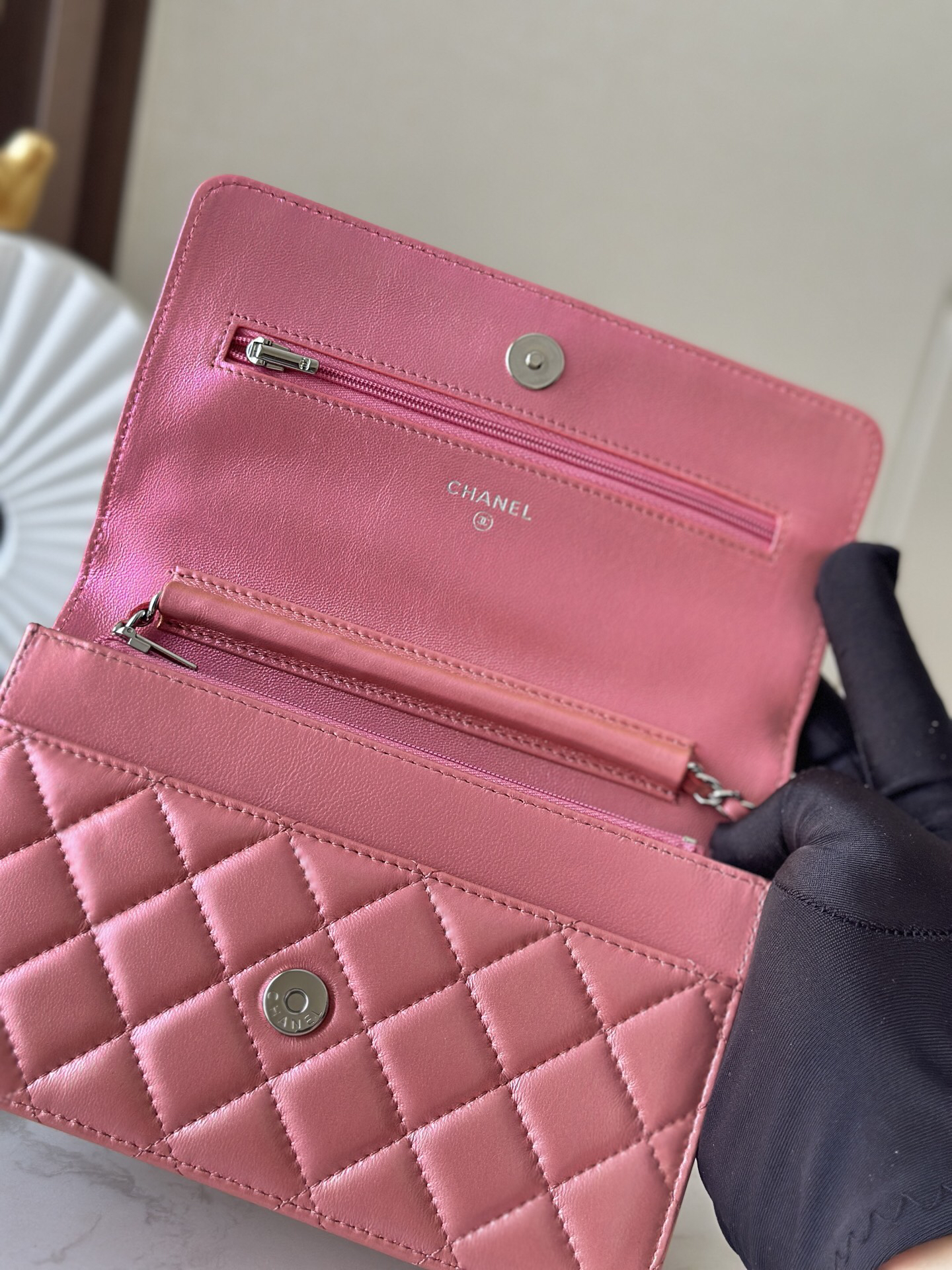Chanel Wallet on Chain - Image 6
