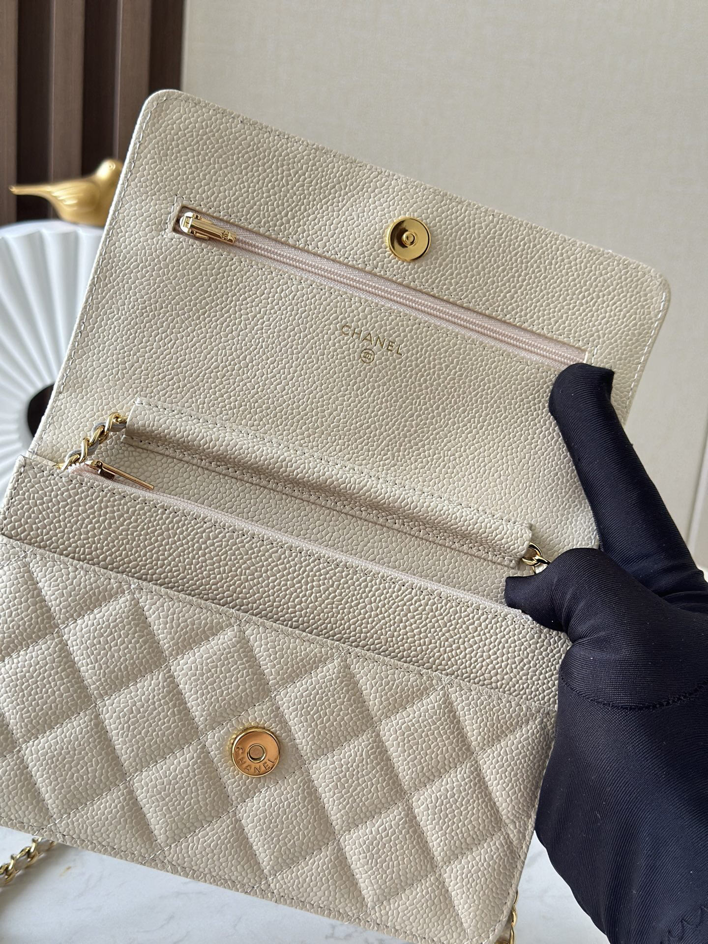 Chanel Wallet on Chain - Image 6