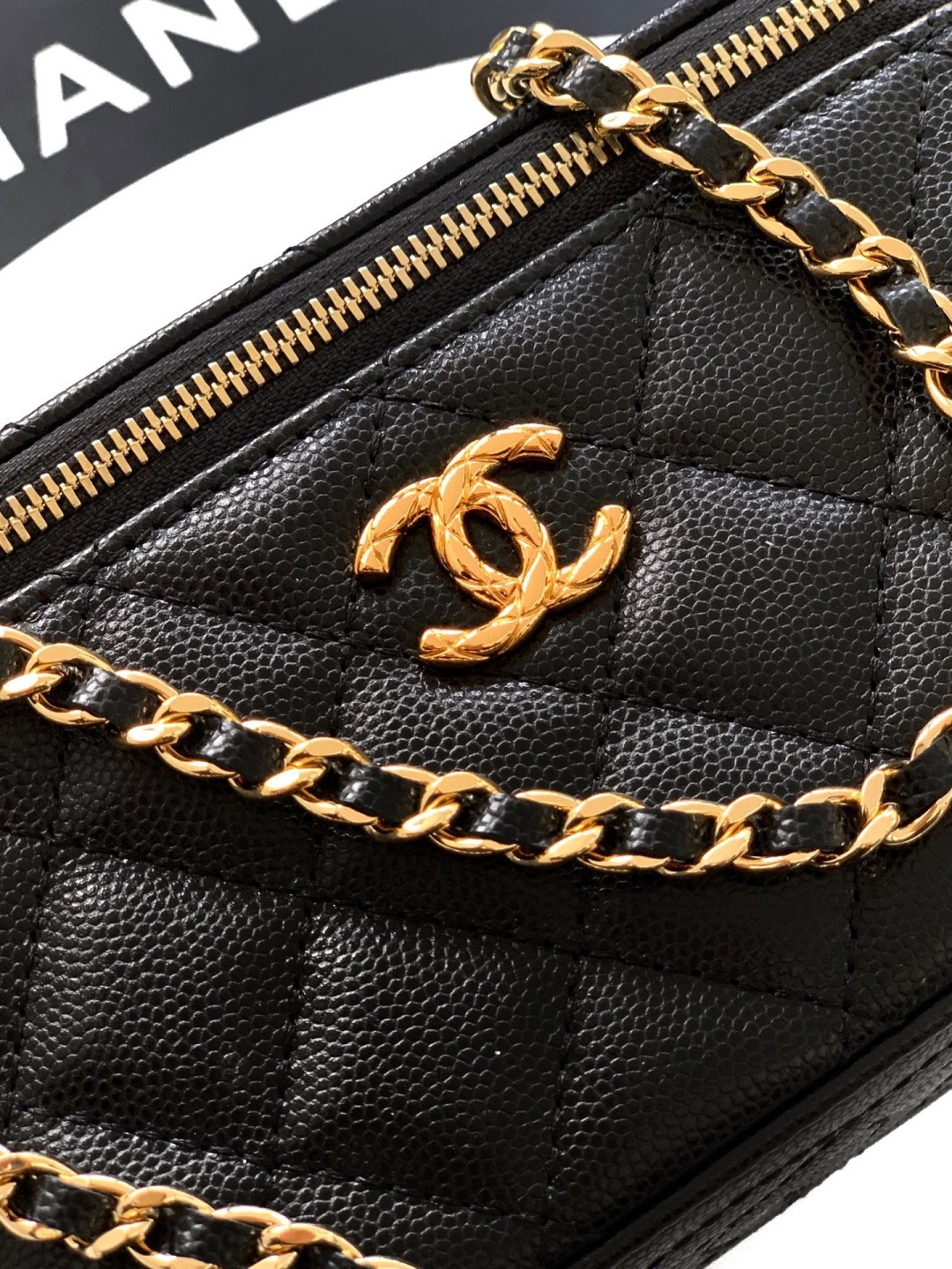Chanel 26C Chain Crossbody Box Bag AP5039 - Image 6