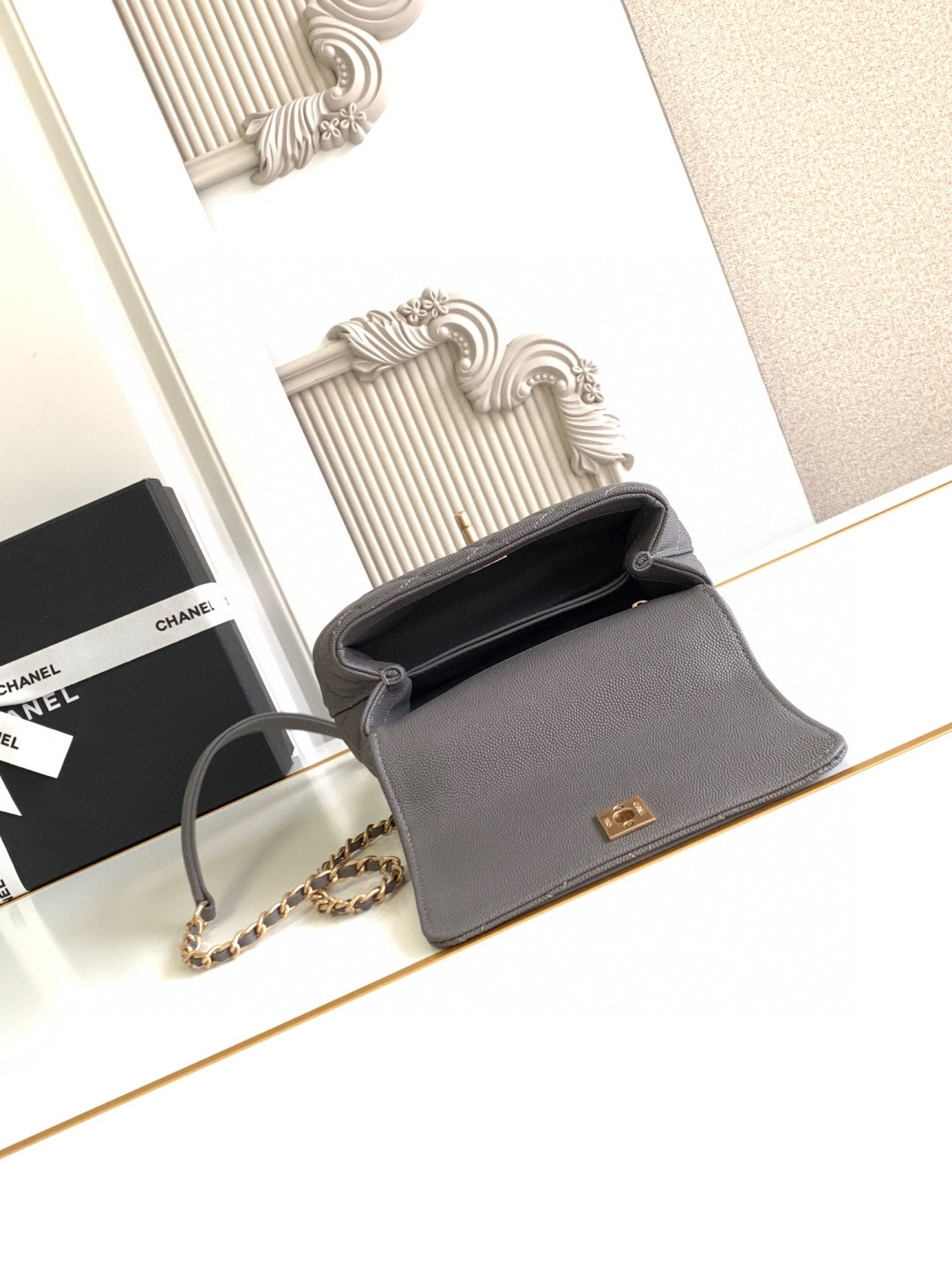 Chanel Coco Handle Small Leather Top-Handle Bag - Image 6