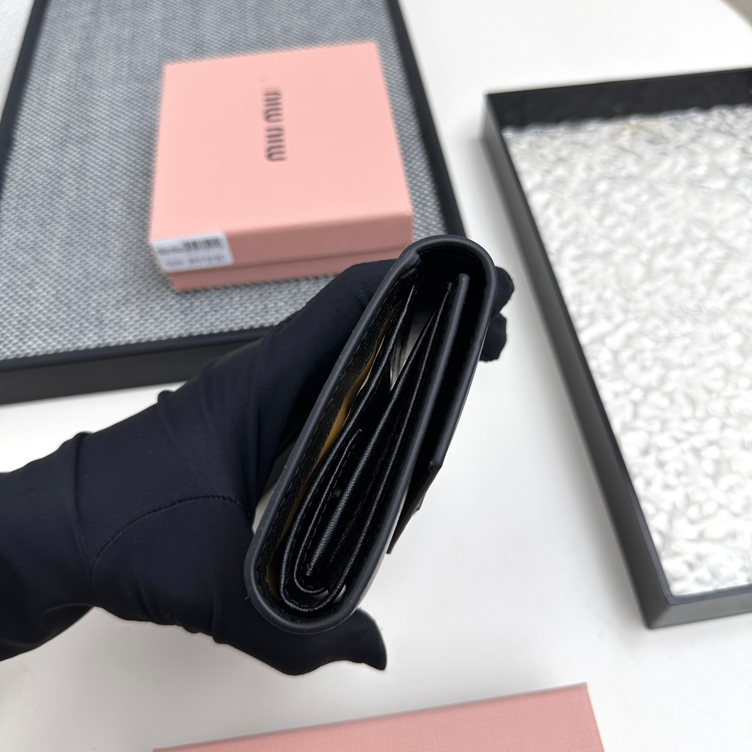 Miu Miu Trifold Leather Wallet - Image 6