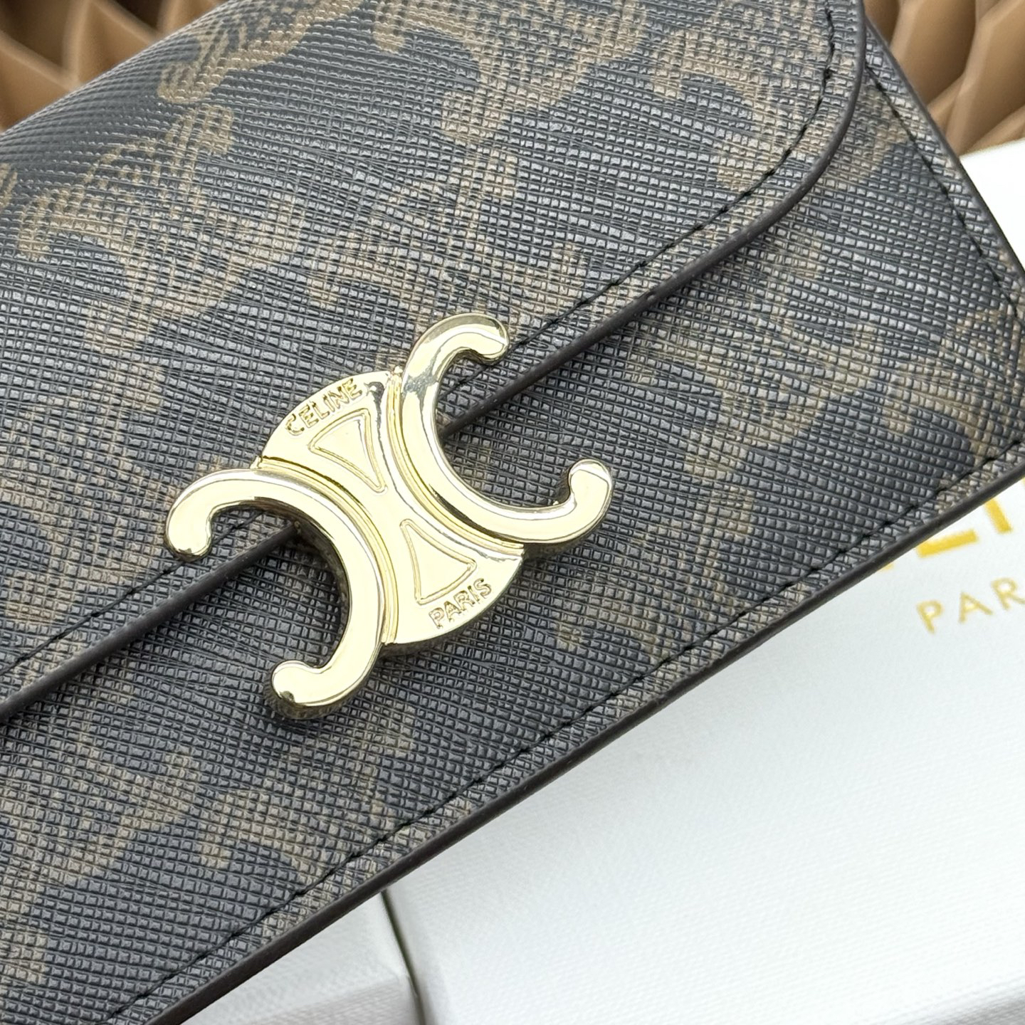 Celine Triomphe Flap Long Card Holder - Image 6