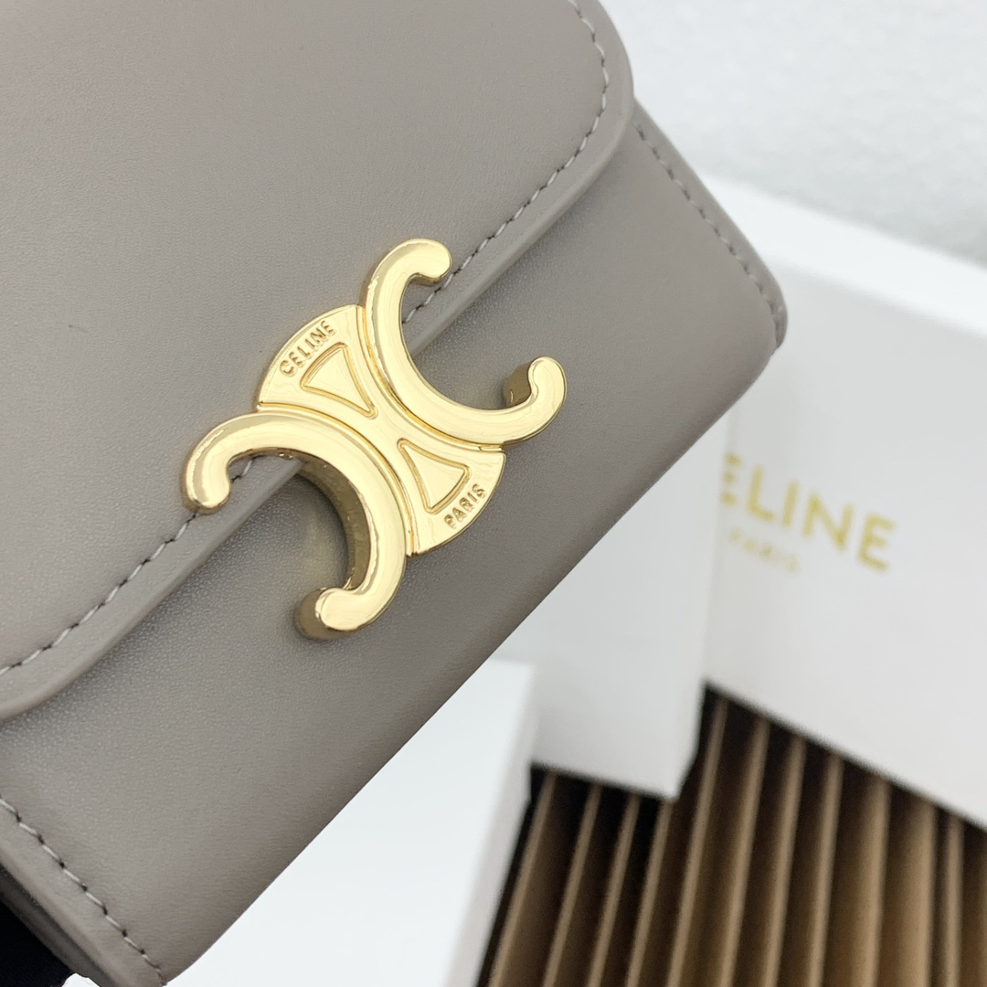 Celine Triomphe Small Calfskin Wallet in Elephant Gray - Image 6