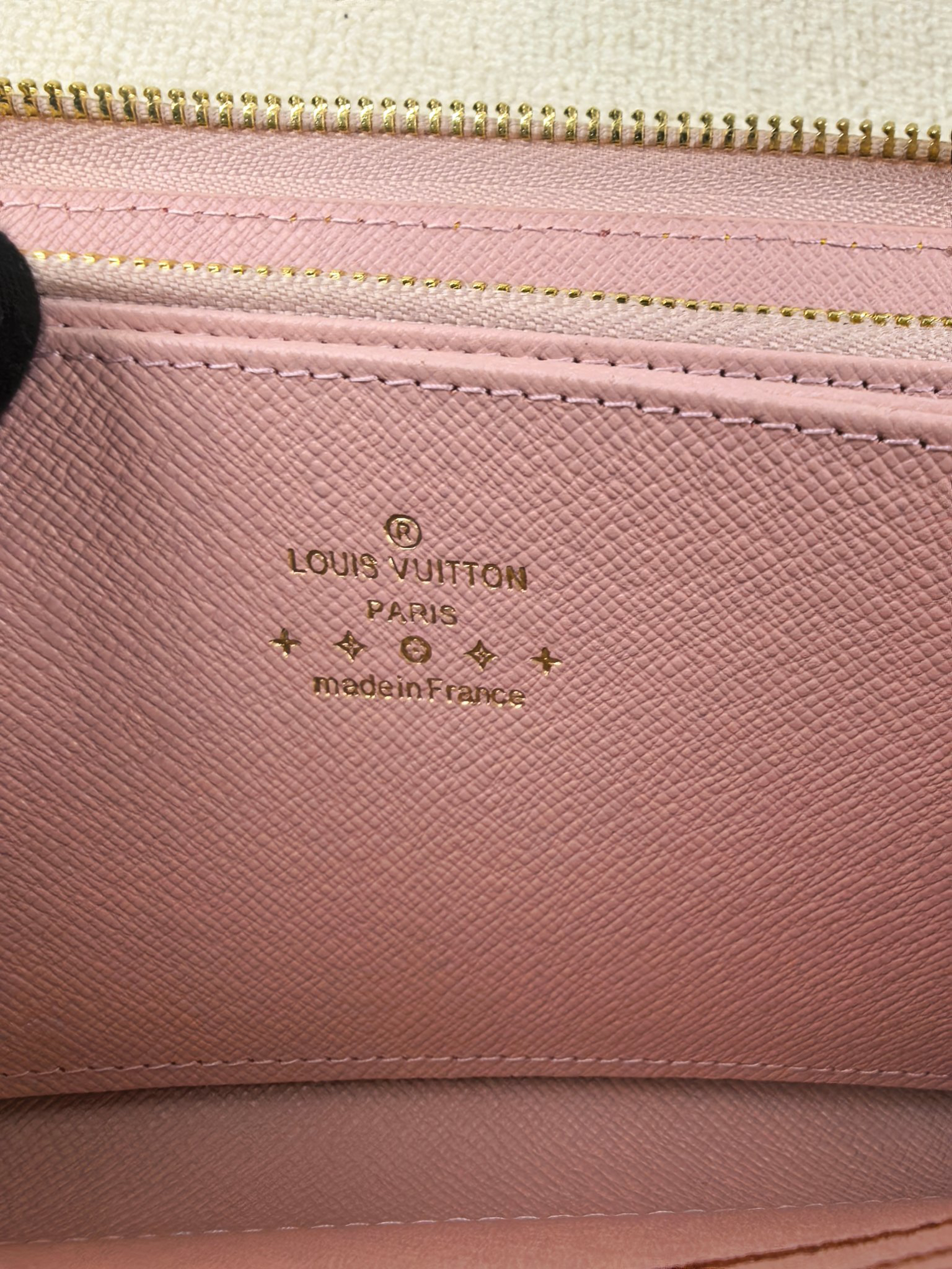 Louis Vuitton Zippy Wallet M82958 in Monogram Denim - Image 6