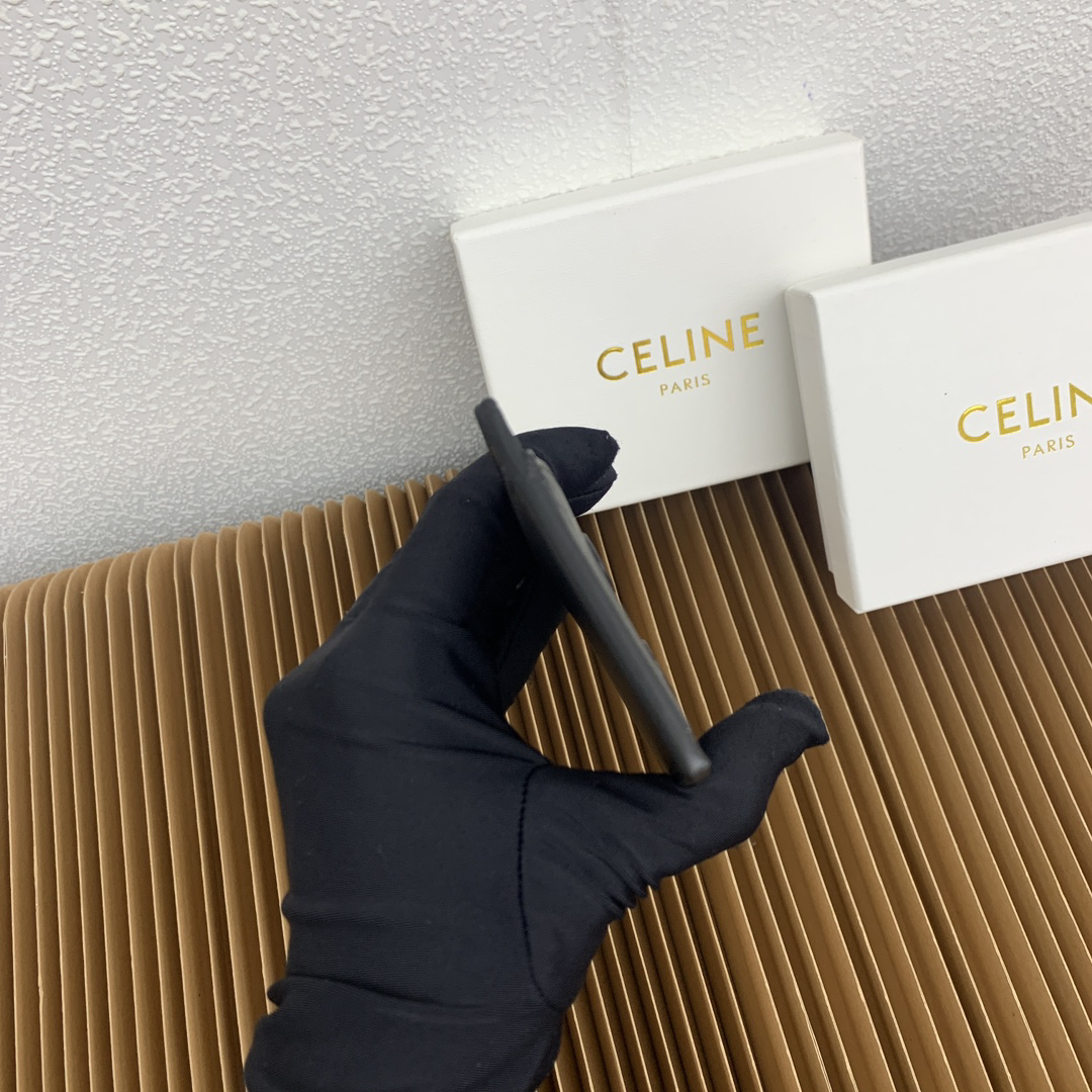 Celine Triomphe Smooth Lambskin Card Holder - Image 6