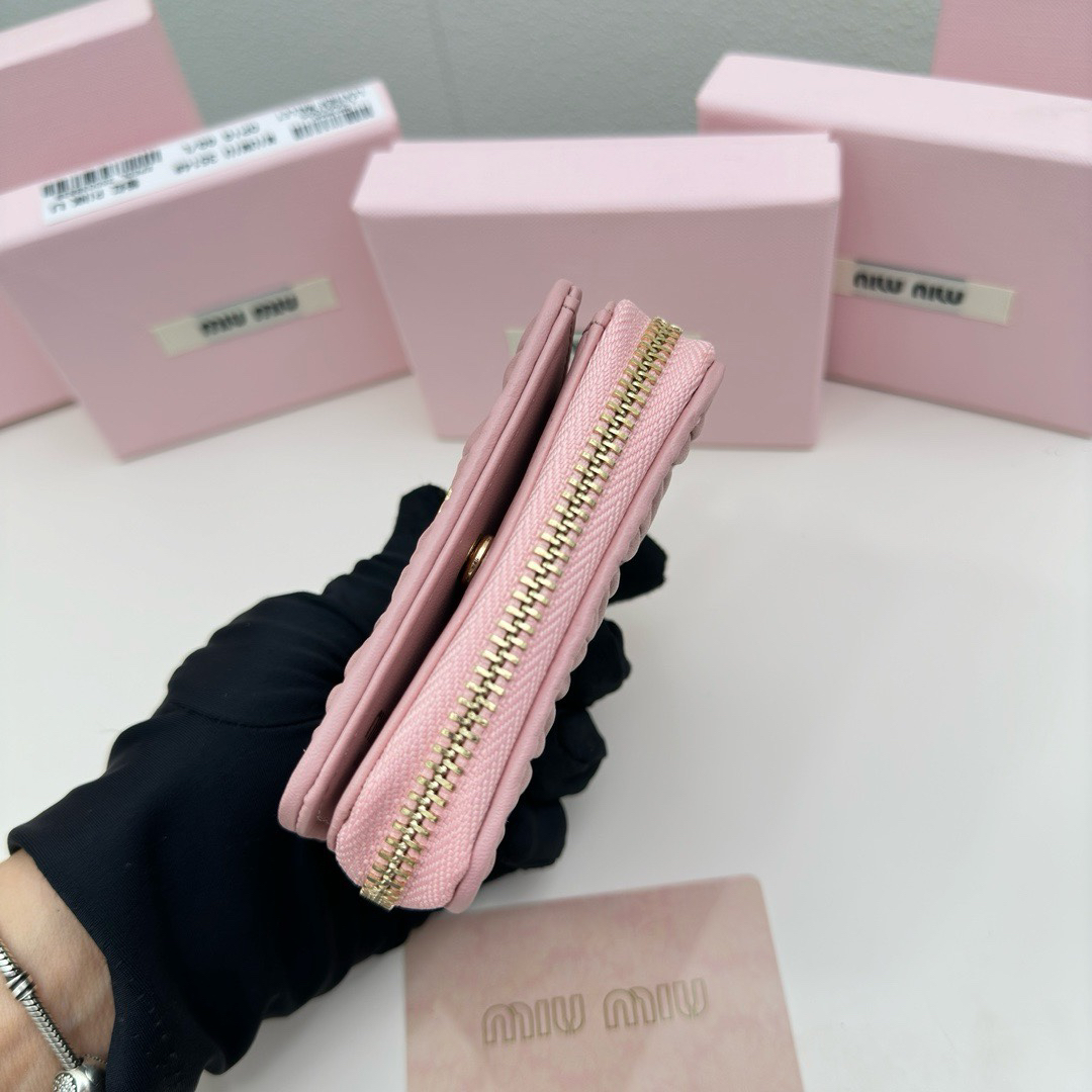 Miu Miu Lambskin Wallet - Image 6