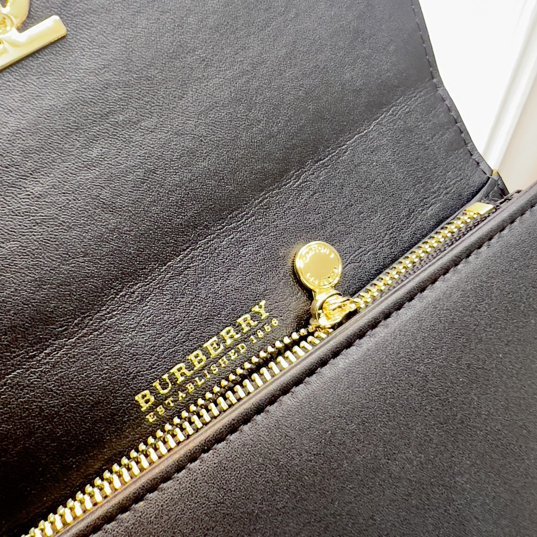 Burberry Vintage Patchwork Long Wallet - Image 6