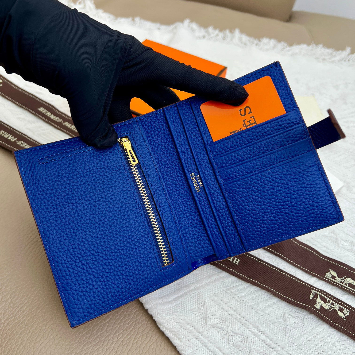Hermes Vertical Leather Wallet - Image 6