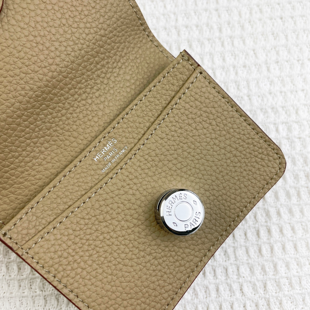 Hermes Togo Leather Card Holder - Image 6