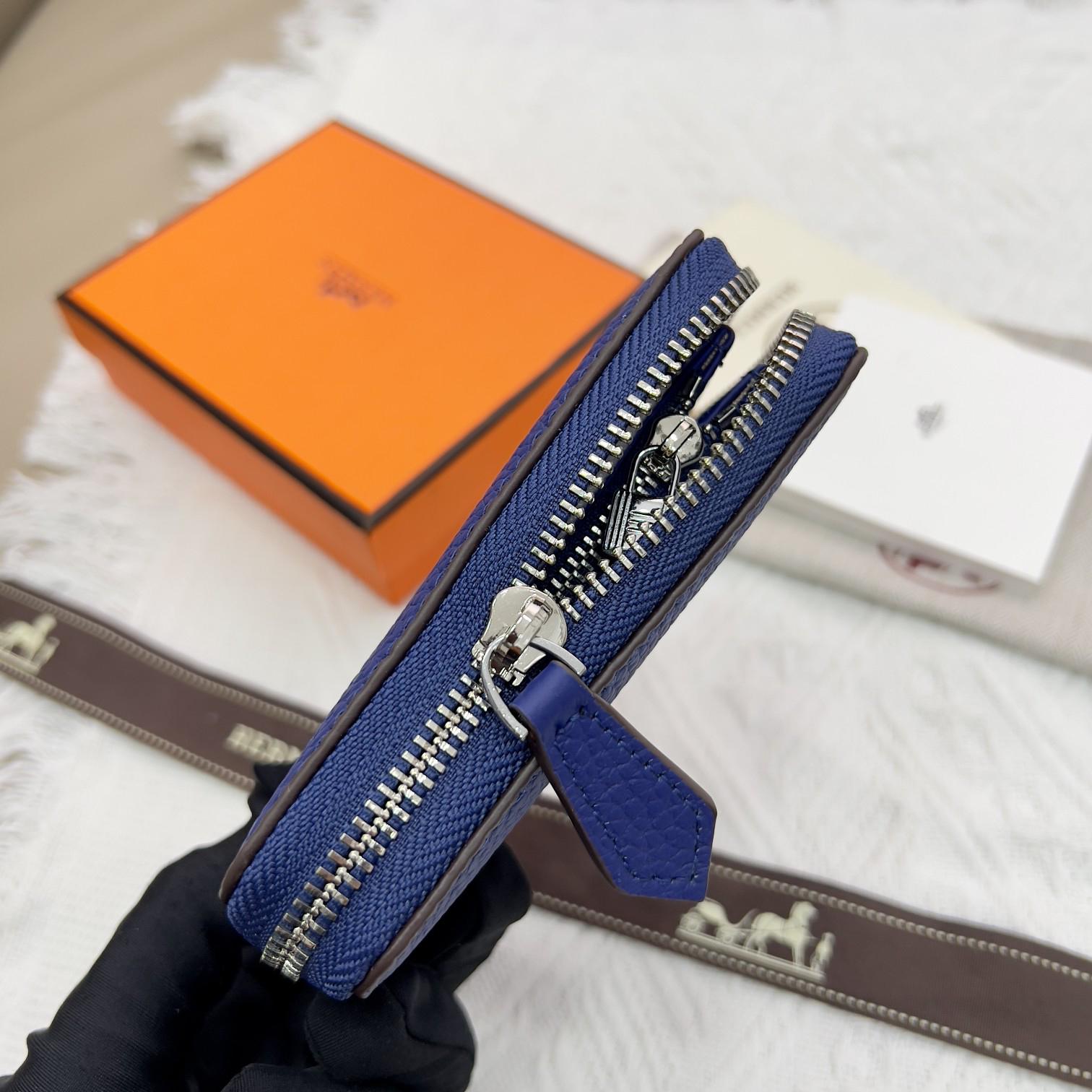Hermes Constance 507 Togo Calfskin Wallet - Image 6
