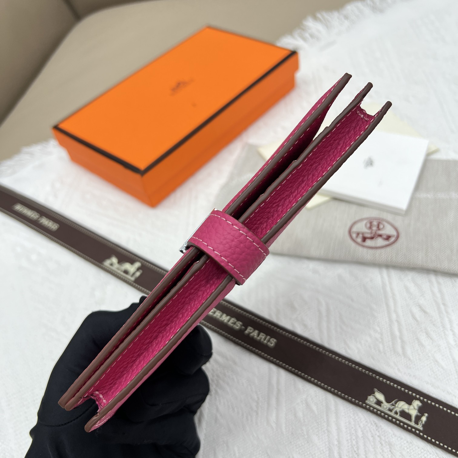 Hermès Togo Leather Zip Wallet - Image 6