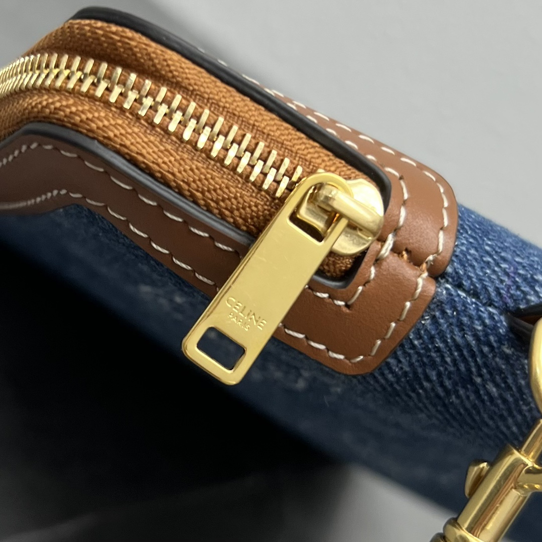 Celine Minimalist Clutch Bag - Image 6