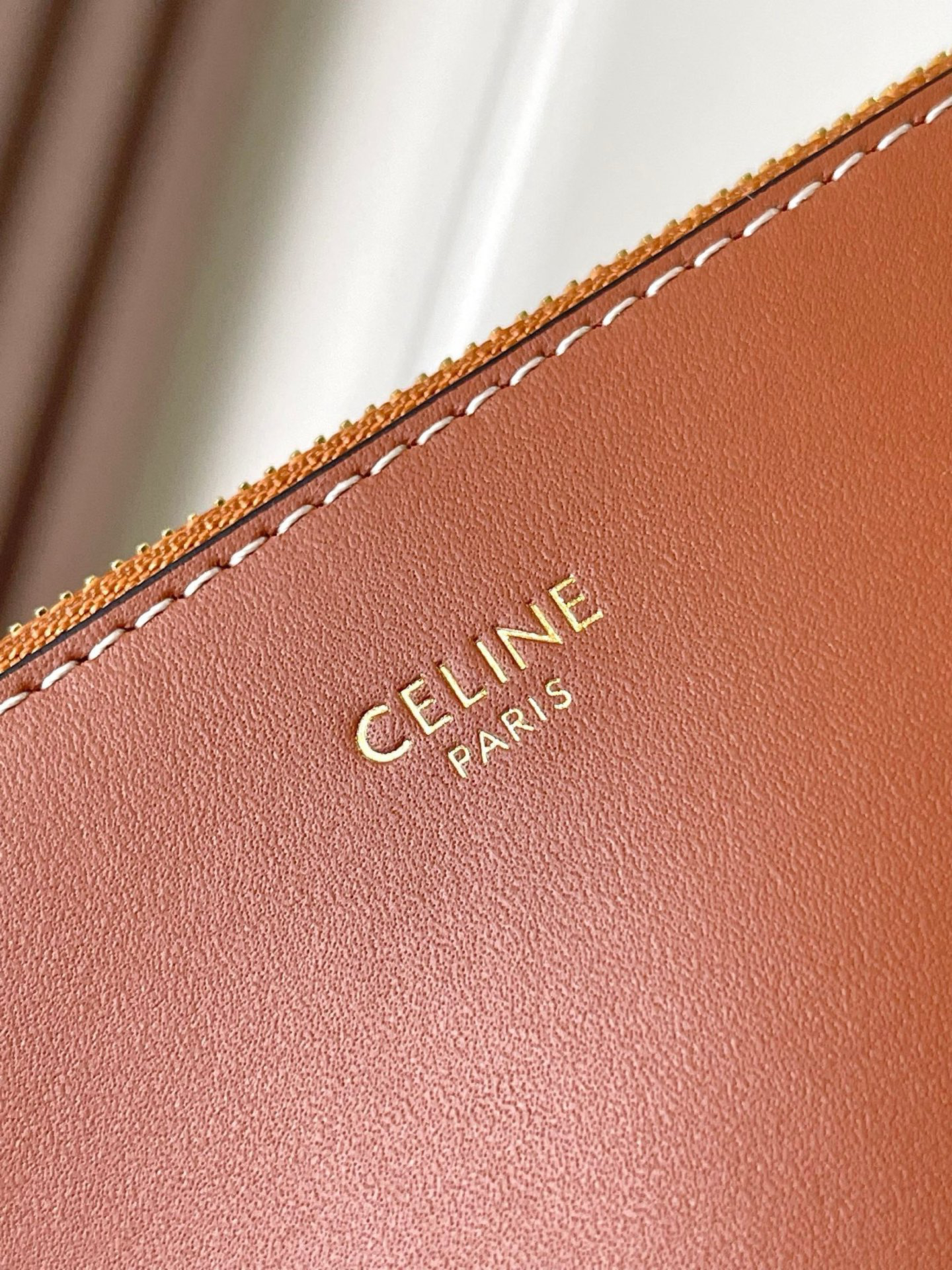 CELINE Triomphe Medium Woven Basket Bag - Image 6
