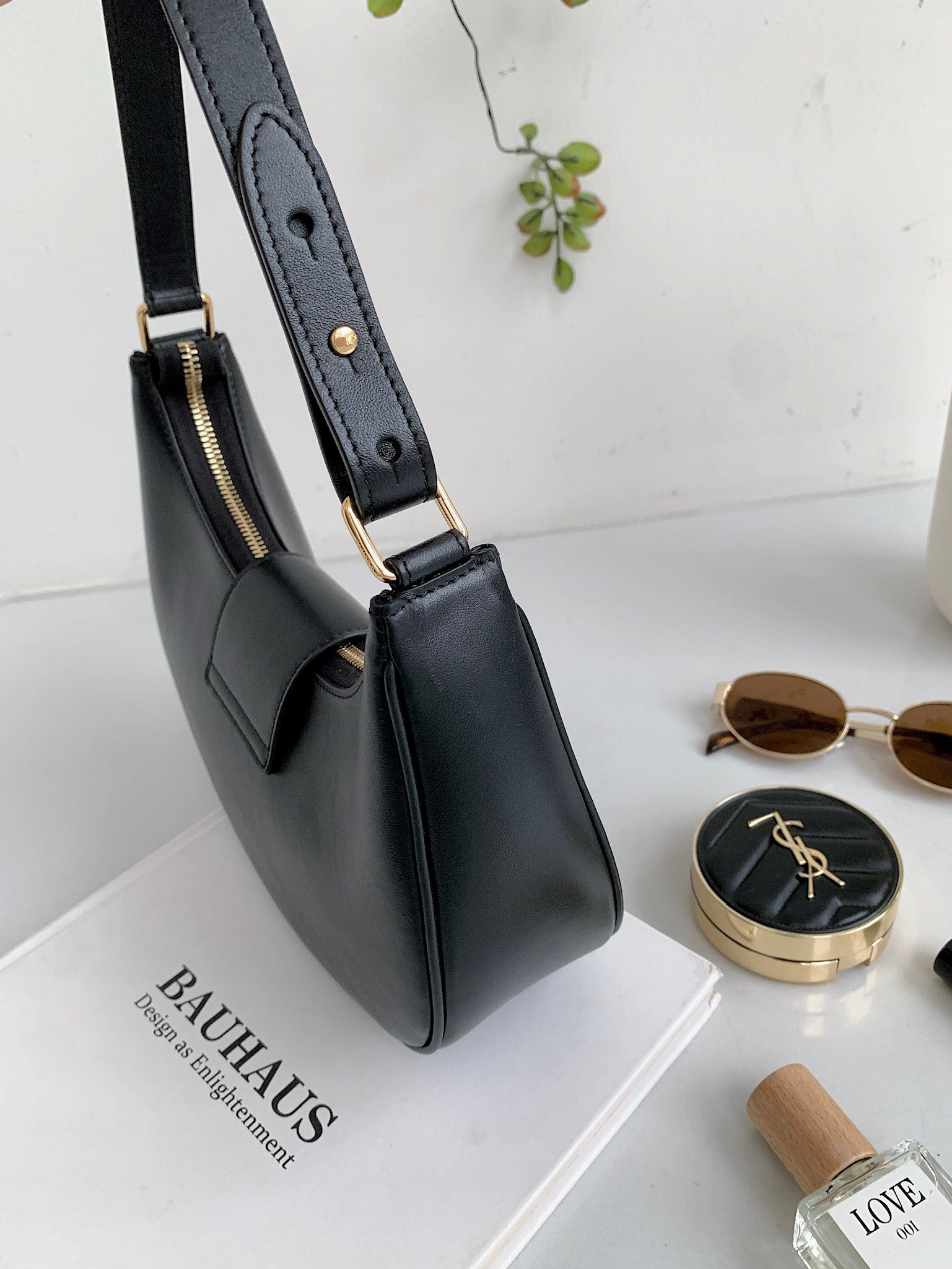 Celine Ava Triomphe Smooth Calfskin Shoulder Bag - Image 6