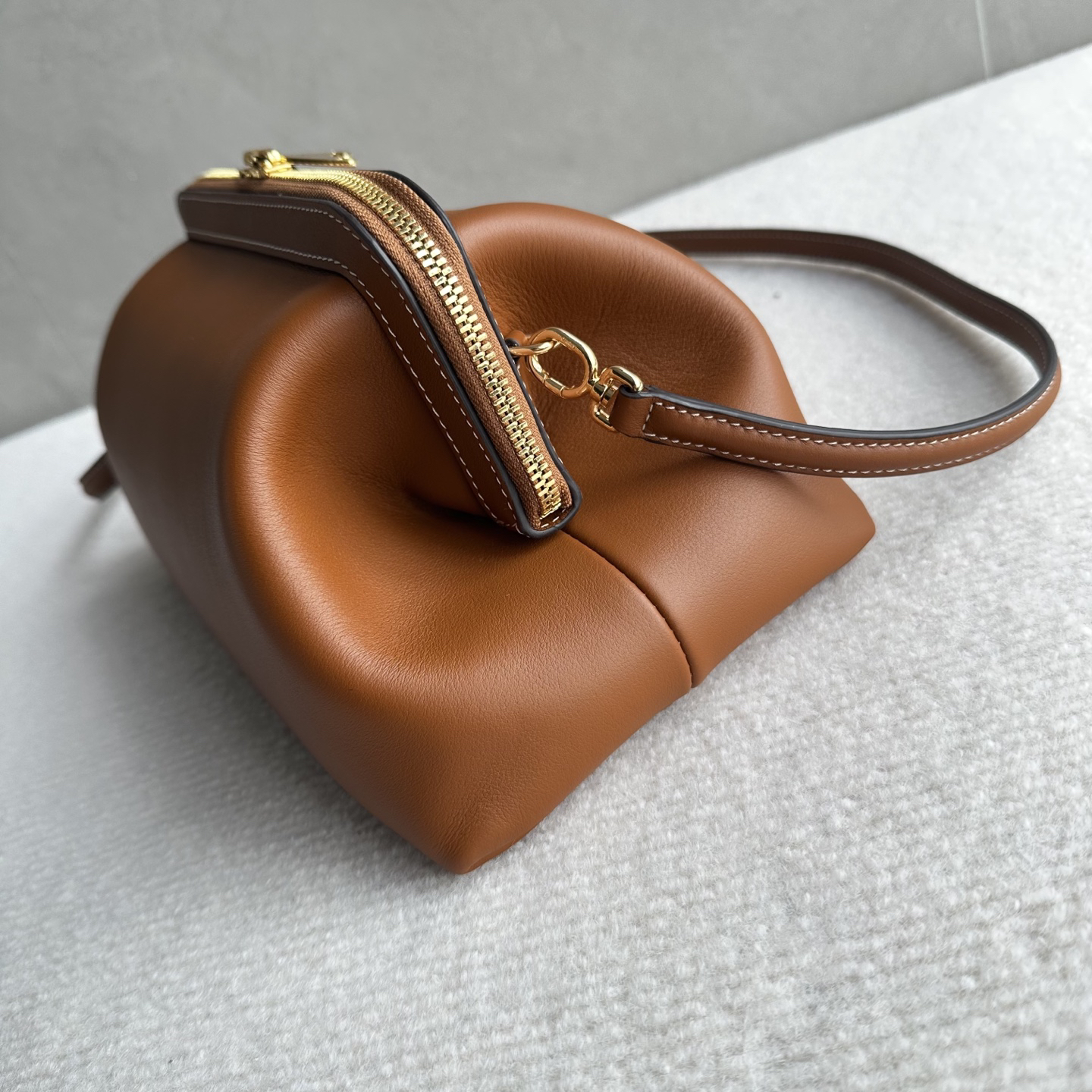 CE DOCTOR Small Frame Clutch Bag - Image 6